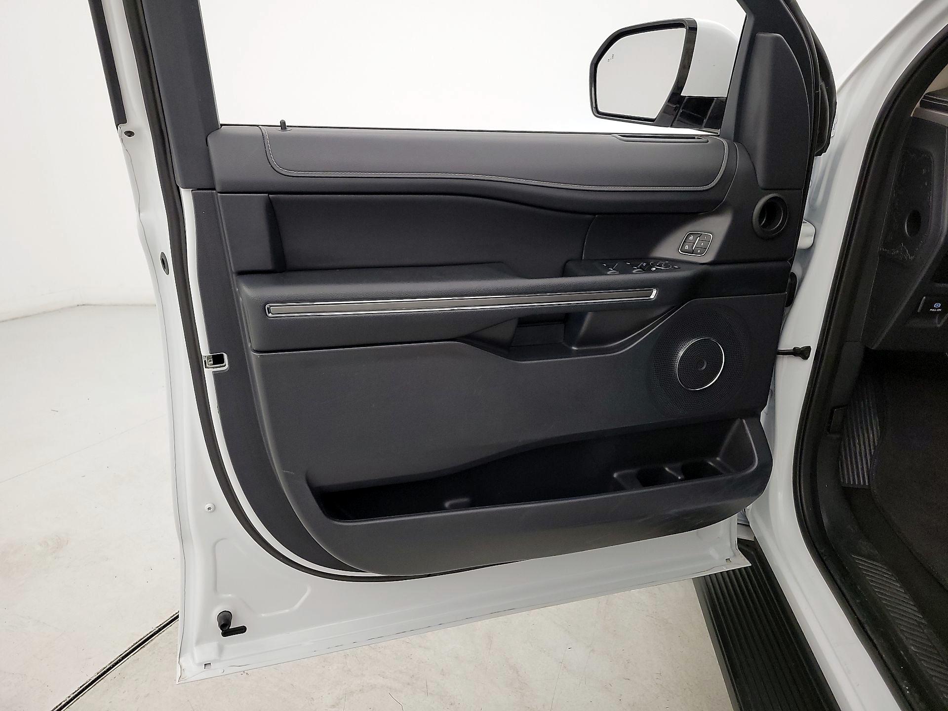 Thumbnail: 2024 Ford Expedition - 12