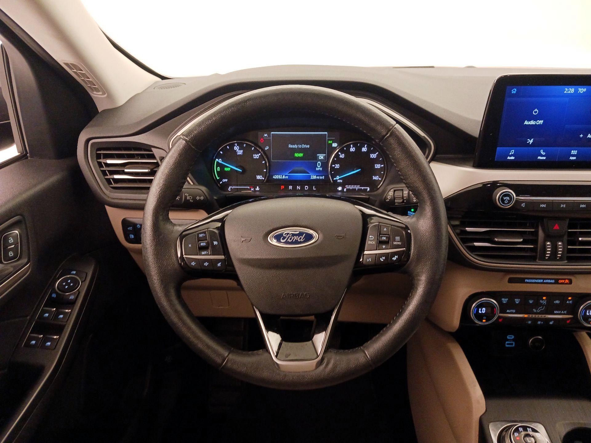 Thumbnail: 2021 Ford Escape - 10