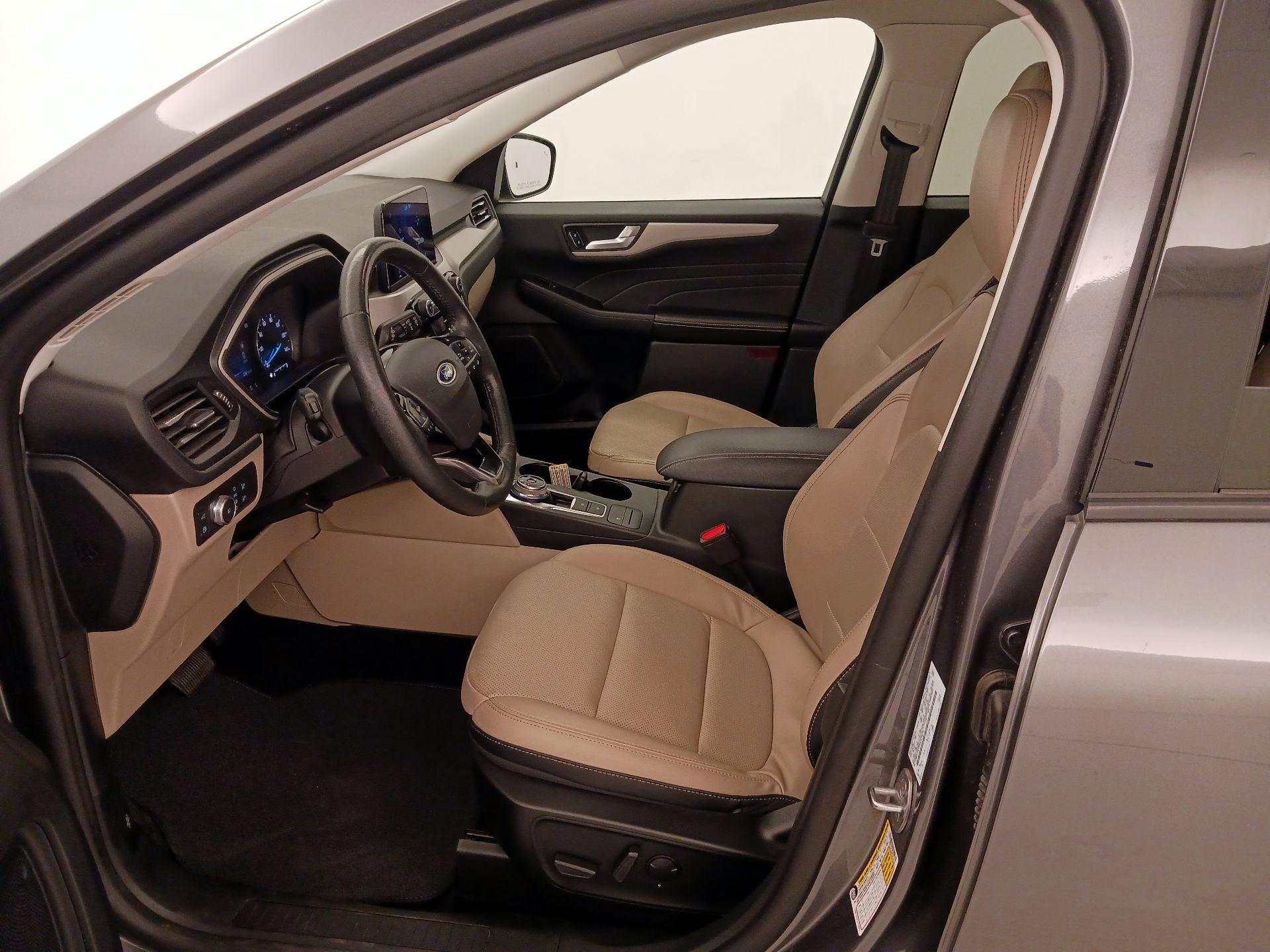 Thumbnail: 2021 Ford Escape - 11