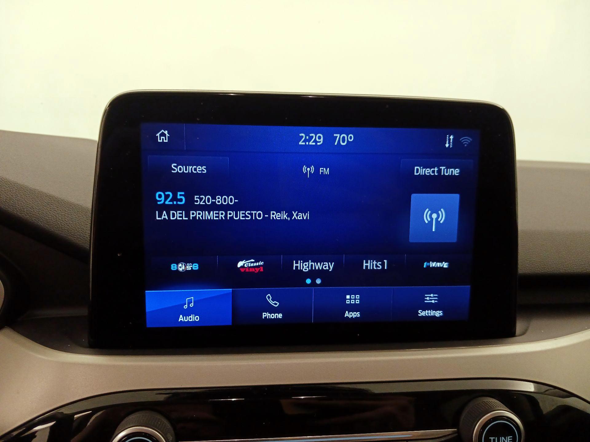 Thumbnail: 2021 Ford Escape - 15