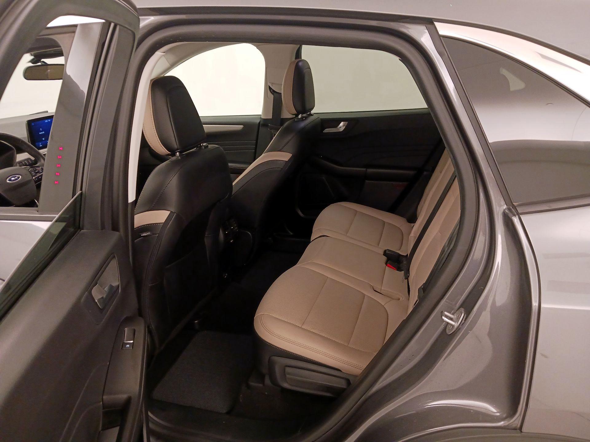 Thumbnail: 2021 Ford Escape - 19