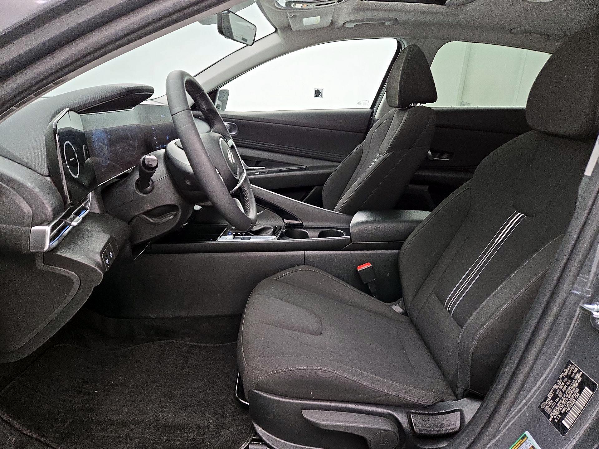 Thumbnail: 2024 Hyundai Elantra - 11