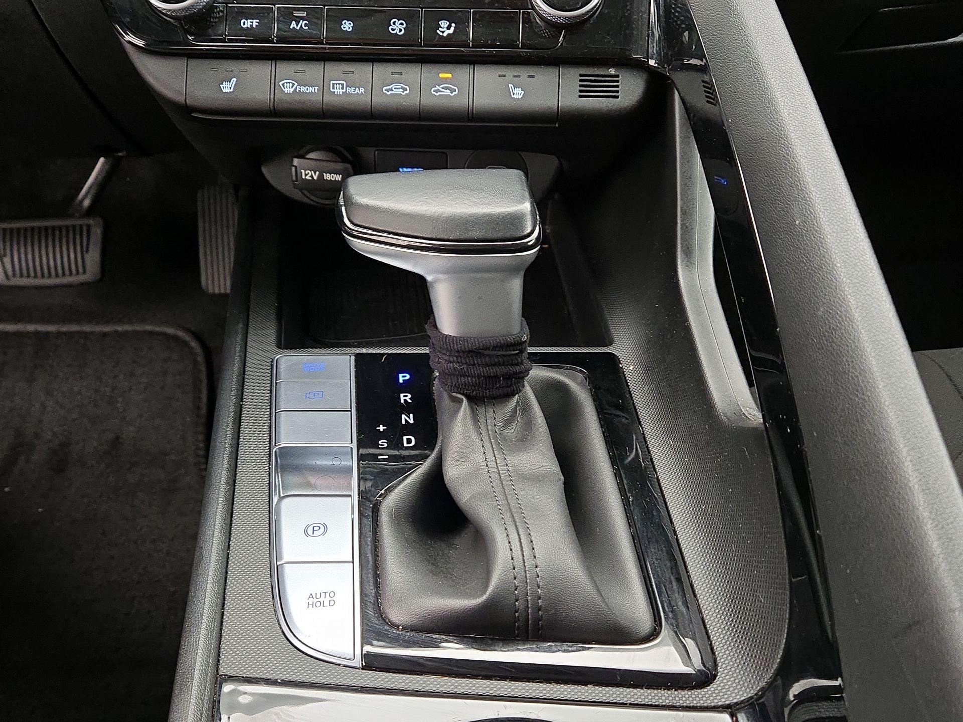 Thumbnail: 2024 Hyundai Elantra - 18