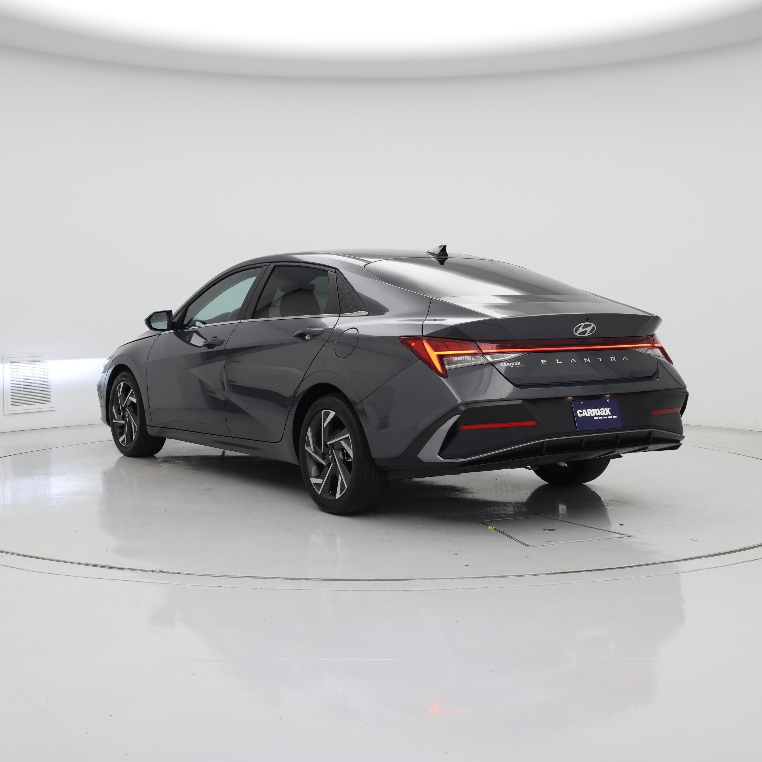 Thumbnail: 2024 Hyundai Elantra - 2