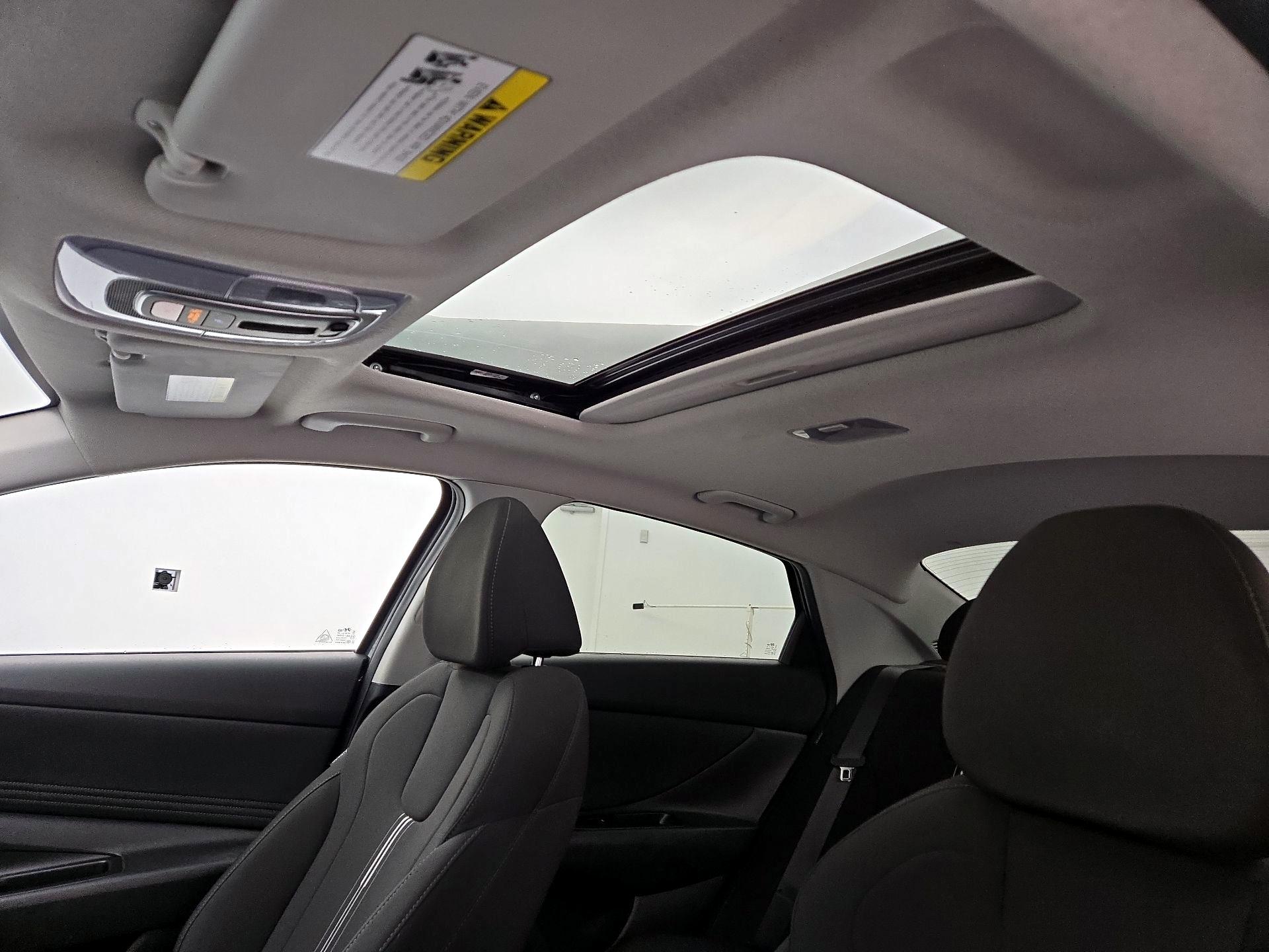 Thumbnail: 2024 Hyundai Elantra - 20