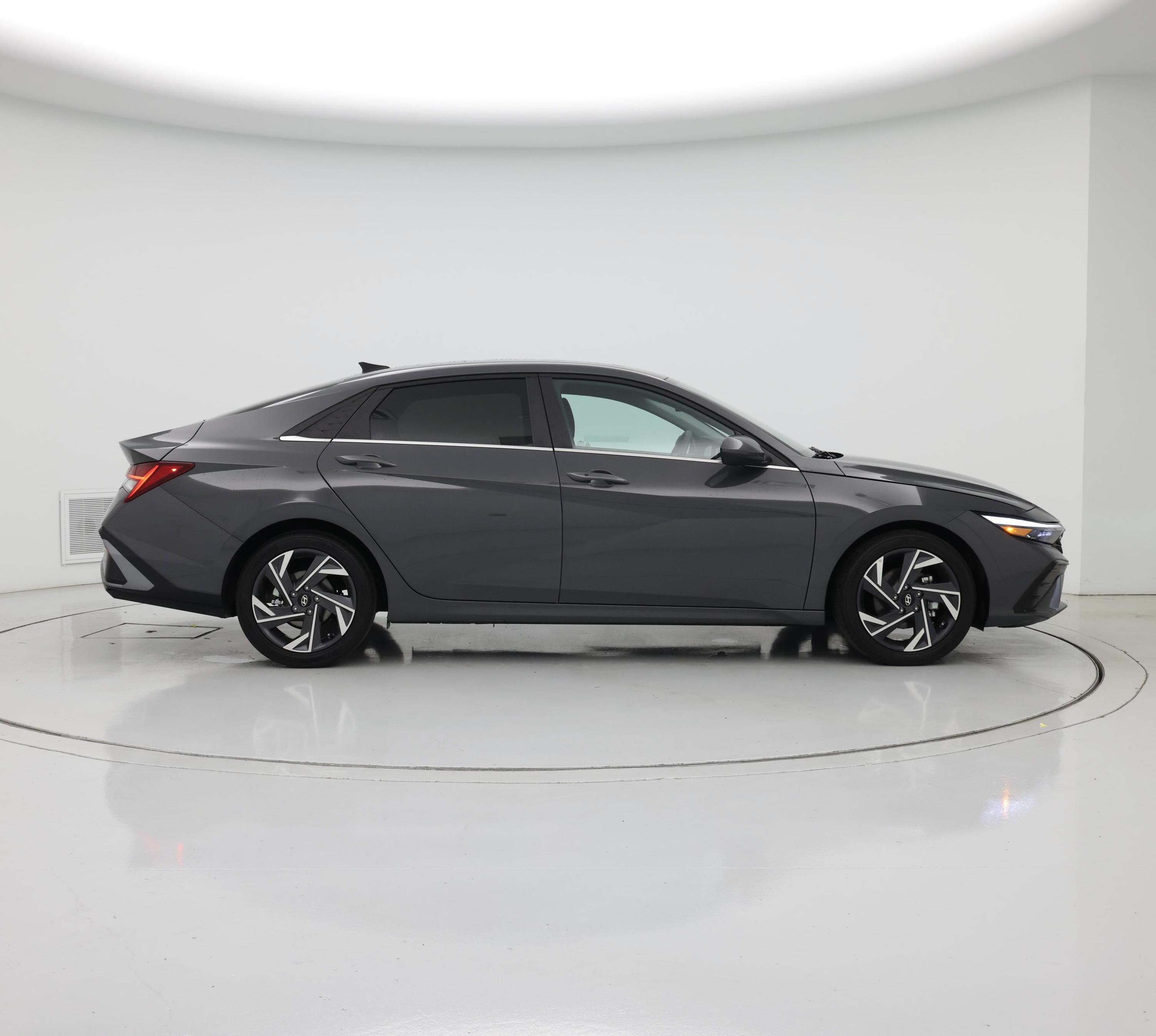 Thumbnail: 2024 Hyundai Elantra - 7