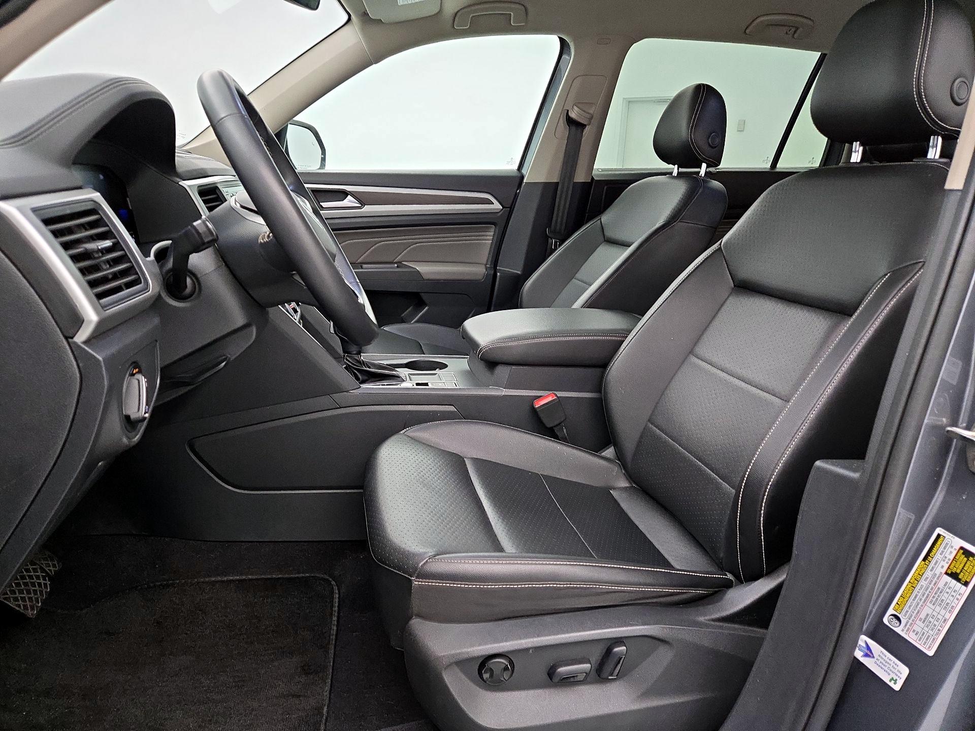 Thumbnail: 2022 Volkswagen Atlas - 11