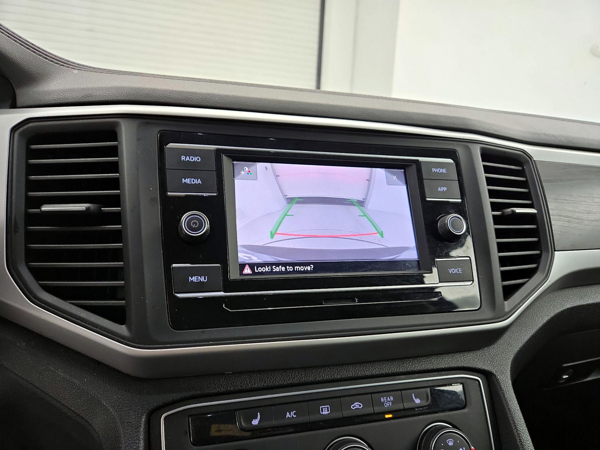 Thumbnail: 2022 Volkswagen Atlas - 14