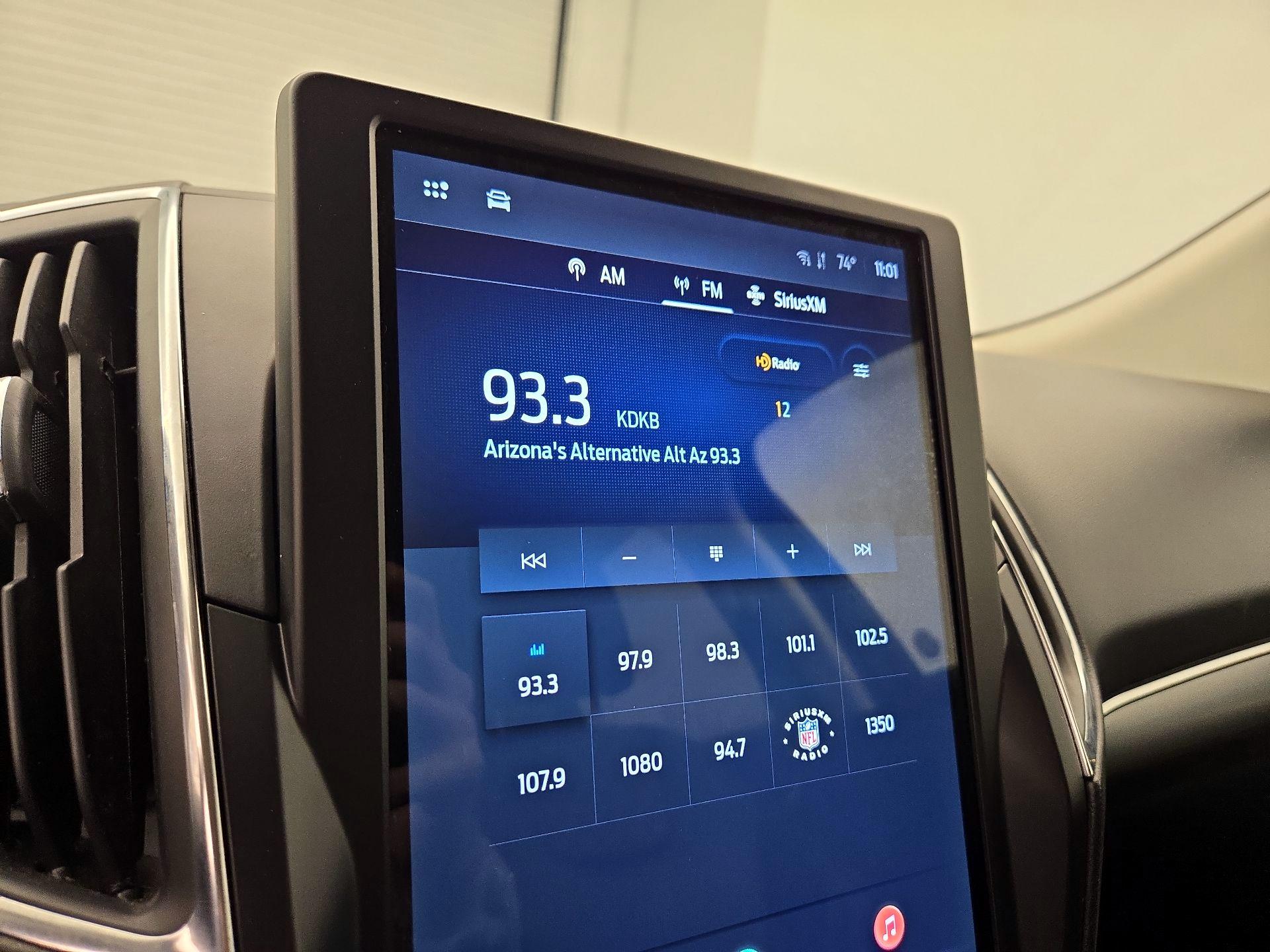 Thumbnail: 2024 Ford Edge - 15