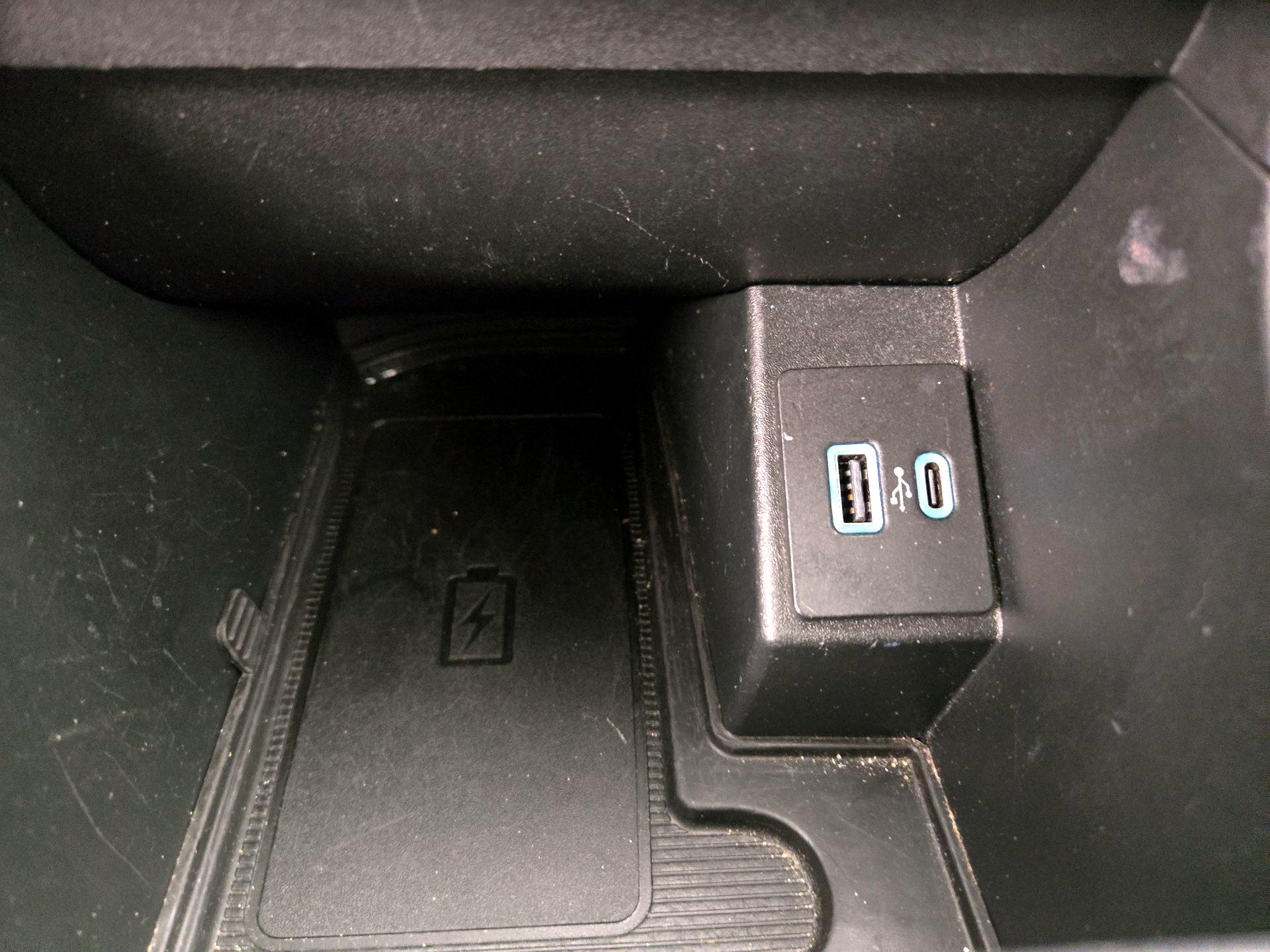 Thumbnail: 2024 Ford Edge - 18