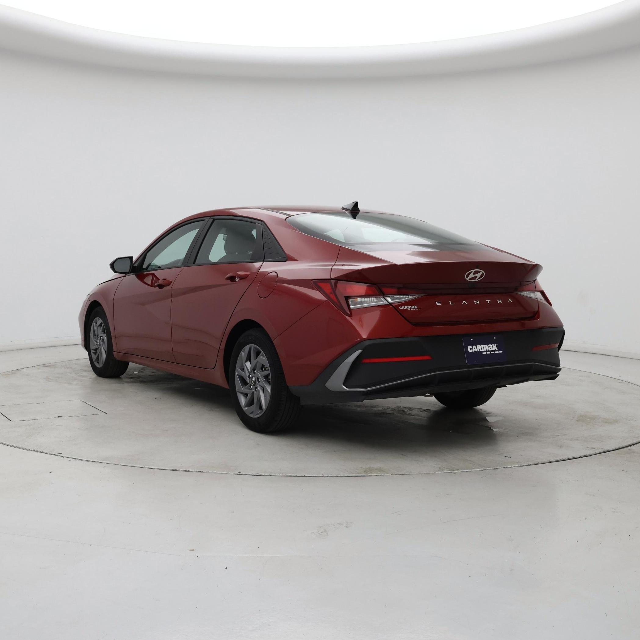 Thumbnail: 2024 Hyundai Elantra - 2