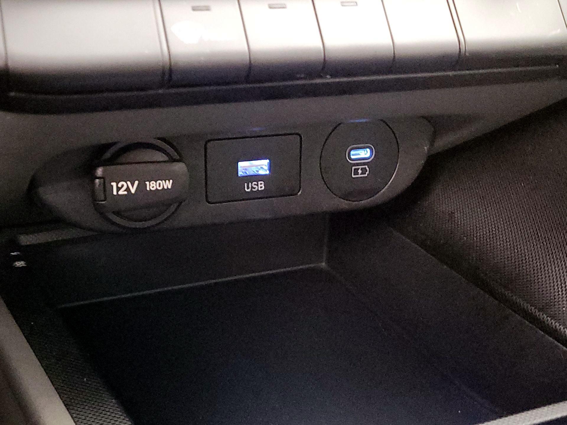 Thumbnail: 2024 Hyundai Elantra - 19