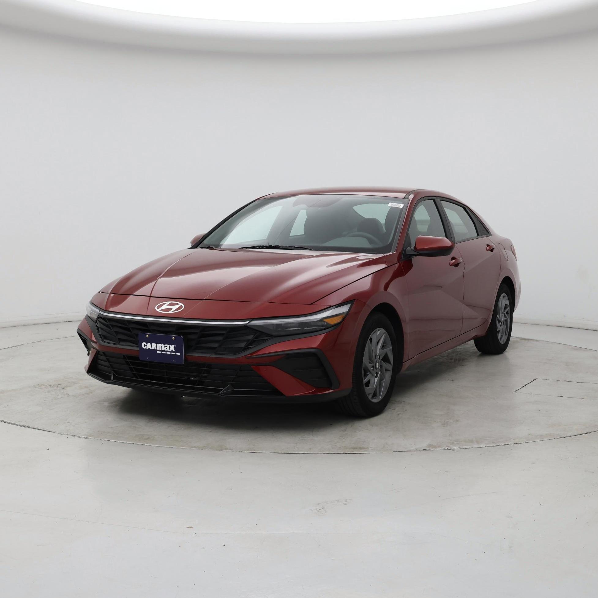 Thumbnail: 2024 Hyundai Elantra - 4