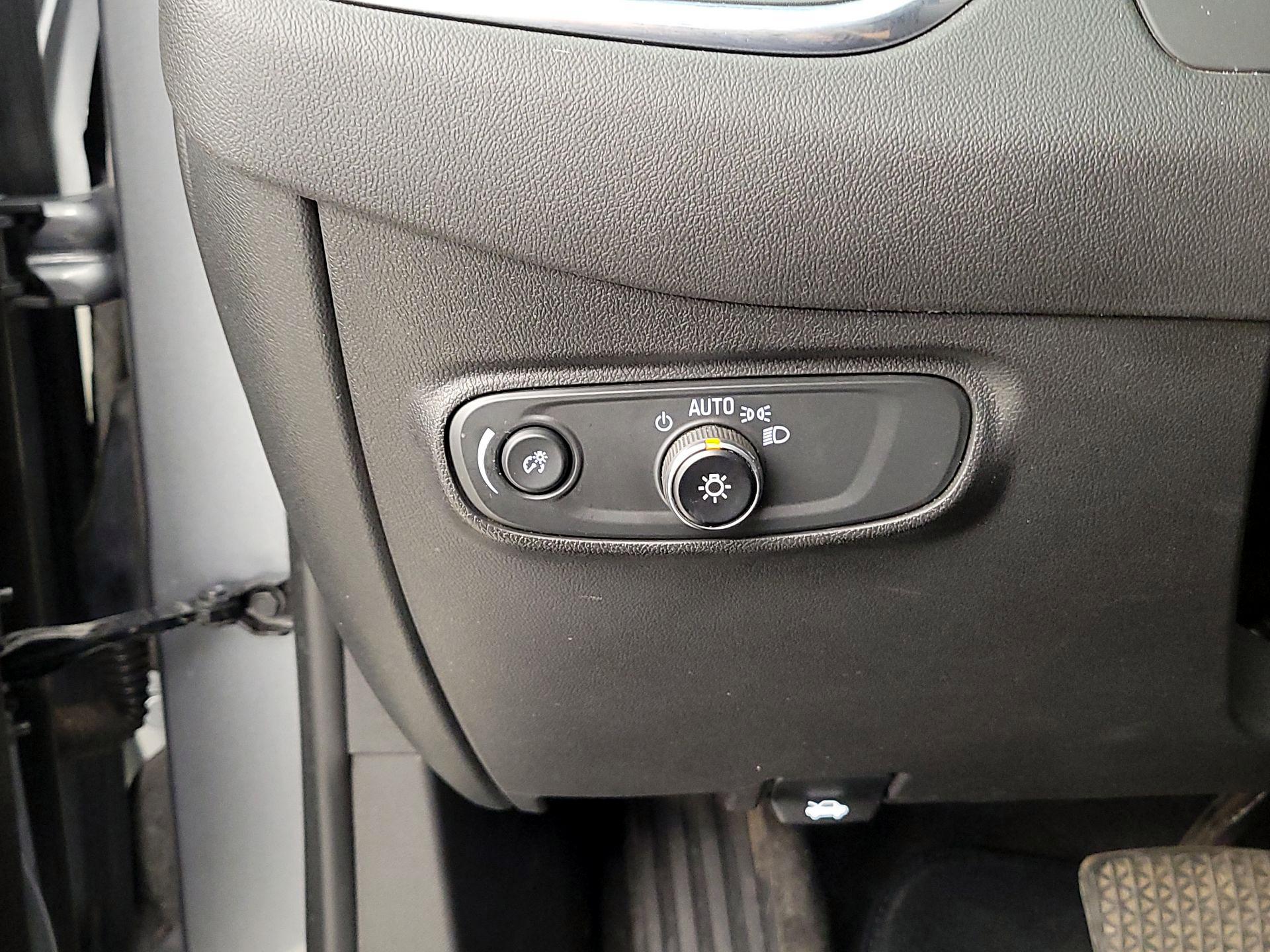 Thumbnail: 2023 Chevrolet Equinox - 13