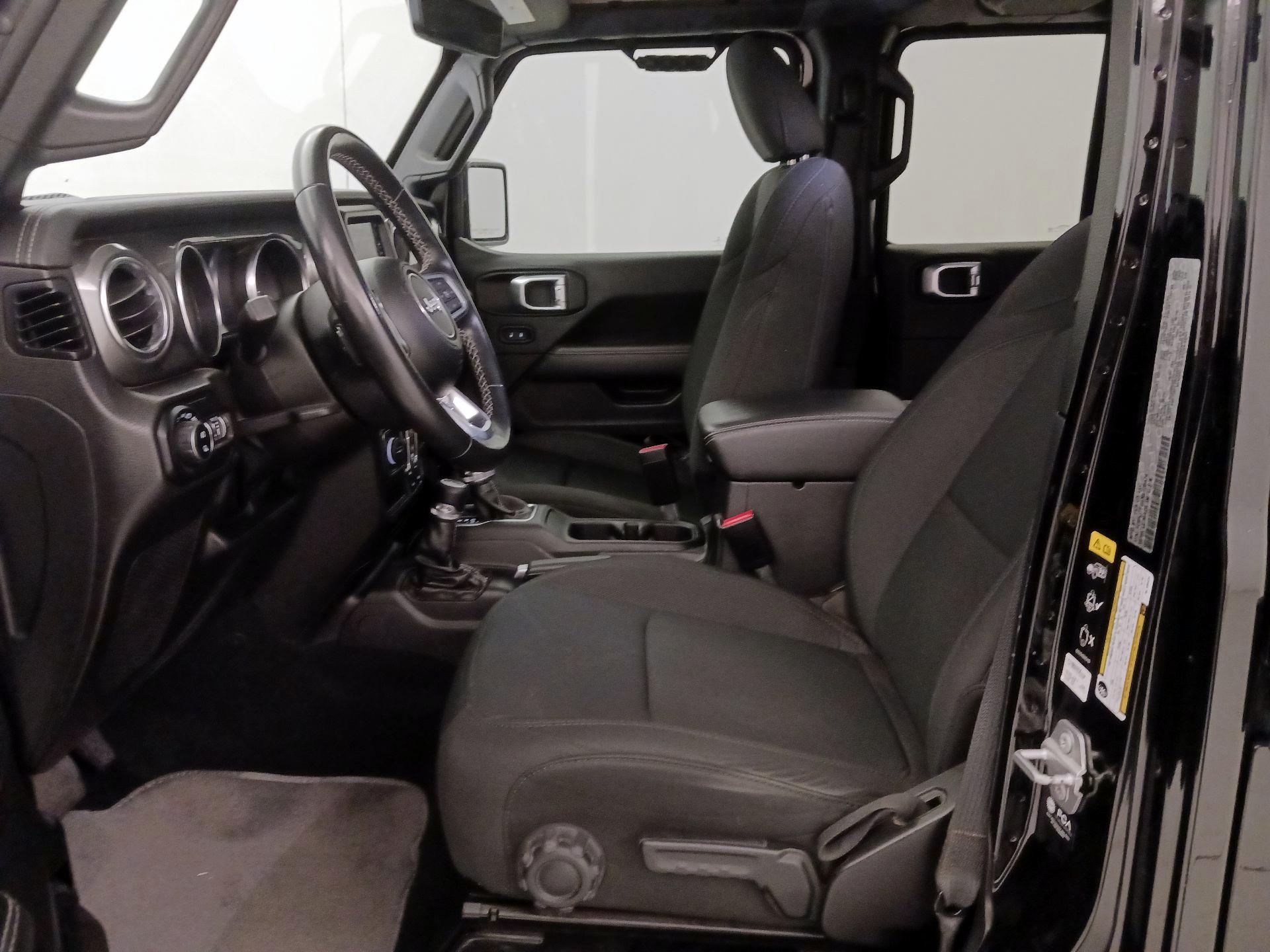 Thumbnail: 2022 Jeep Gladiator - 11