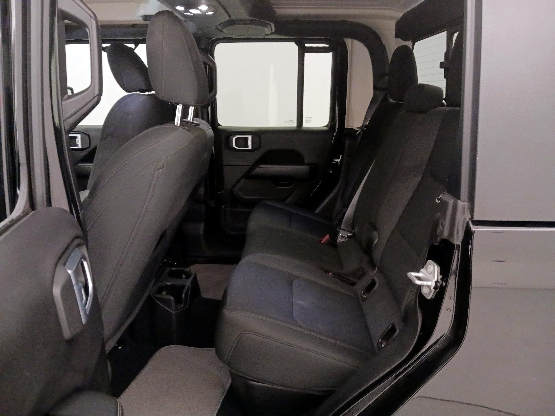 Thumbnail: 2022 Jeep Gladiator - 20