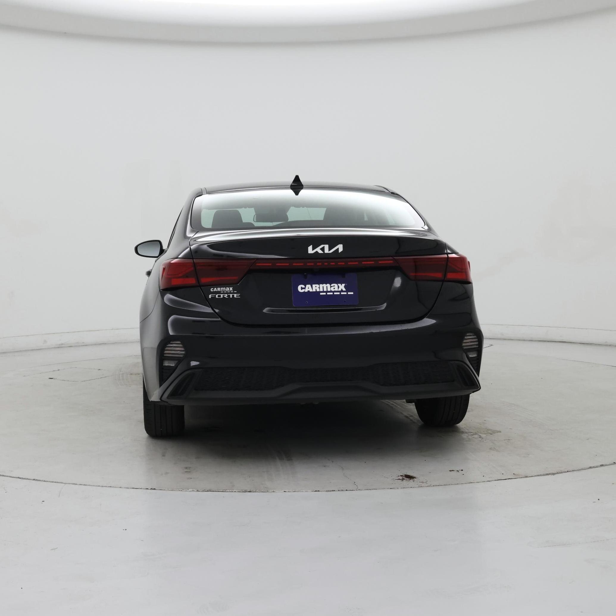 Thumbnail: 2024 Kia Forte - 6