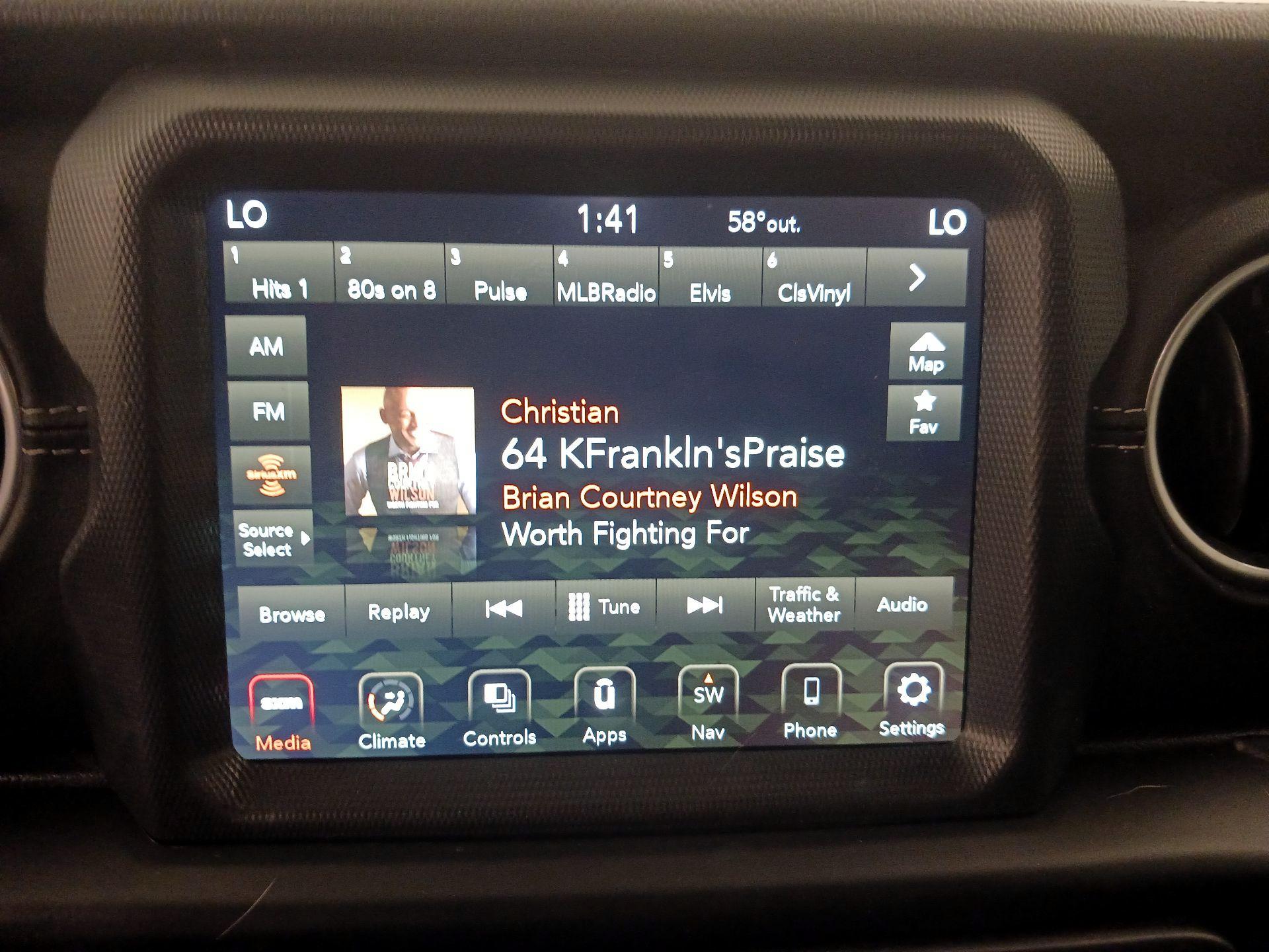 Thumbnail: 2021 Jeep Gladiator - 16