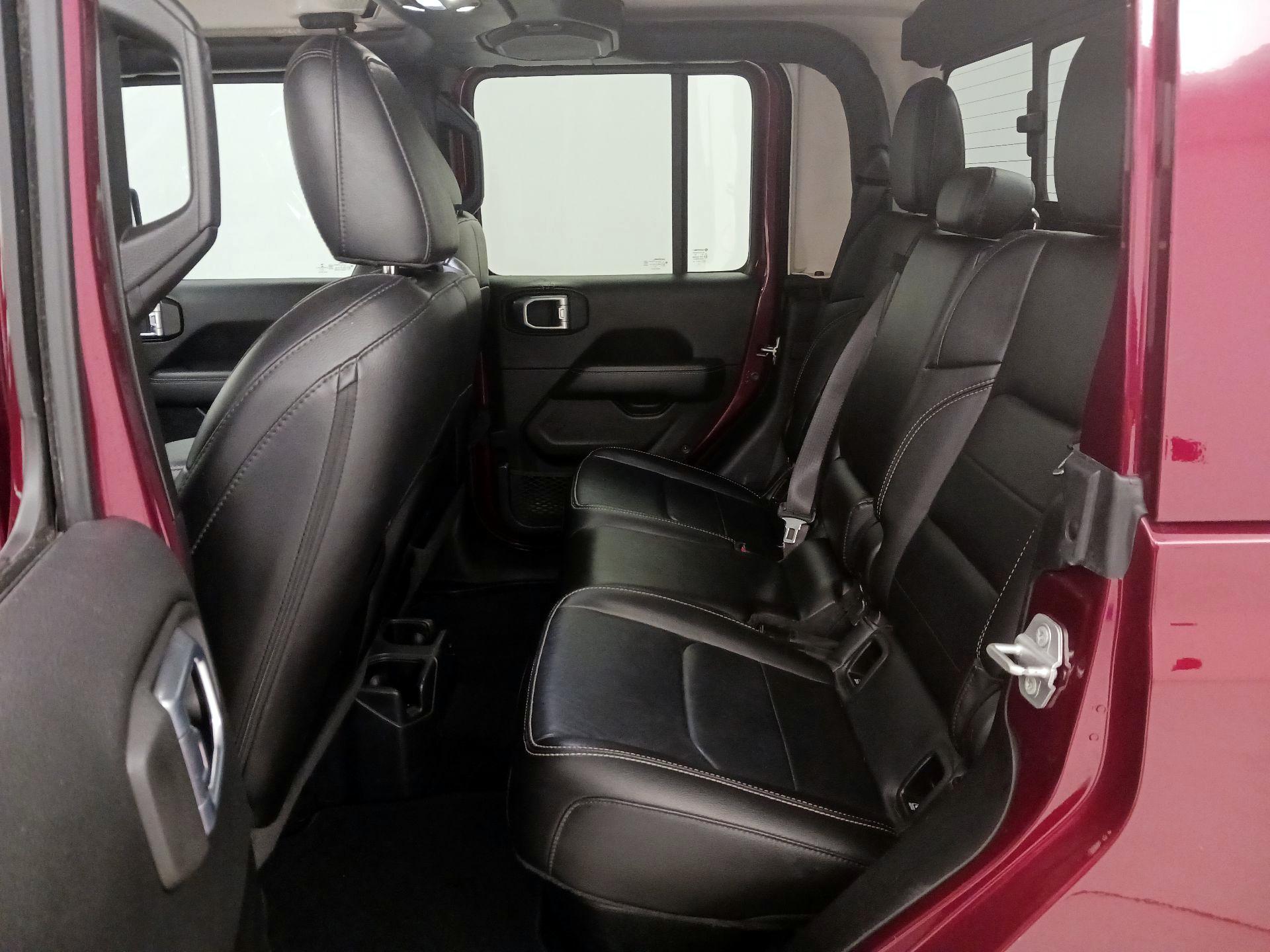 Thumbnail: 2021 Jeep Gladiator - 20