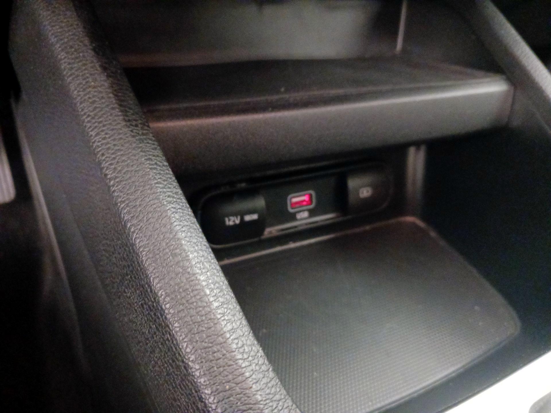 Thumbnail: 2024 Kia Forte - 18