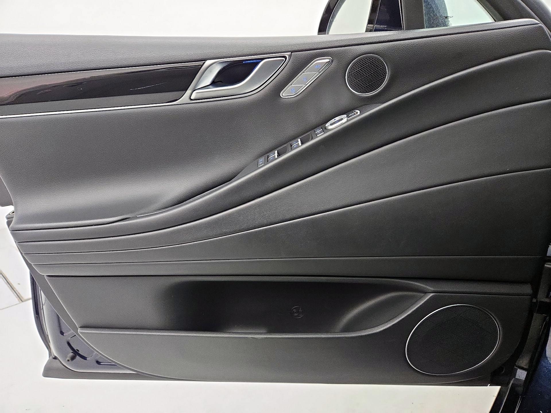 Thumbnail: 2023 Genesis G80 - 12