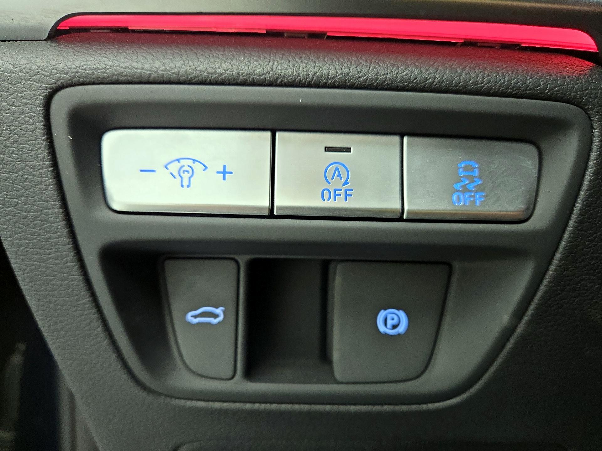 Thumbnail: 2023 Genesis G80 - 13