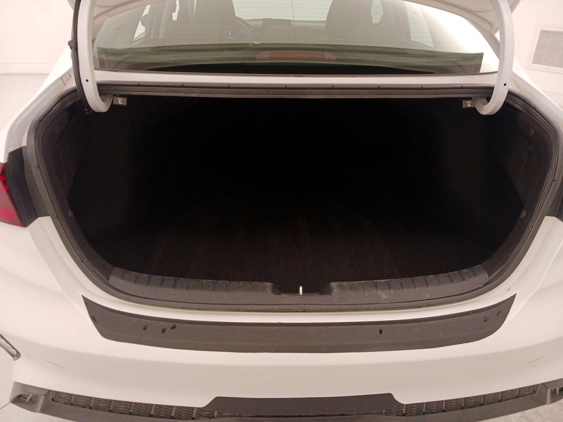 Thumbnail: 2024 Kia Forte - 20