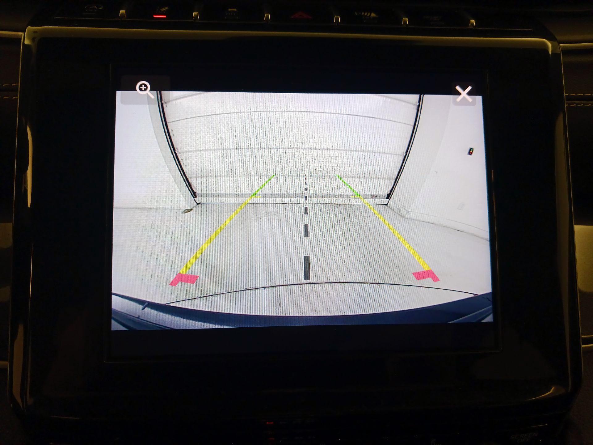 Thumbnail: 2023 Jeep Grand Cherokee - 14