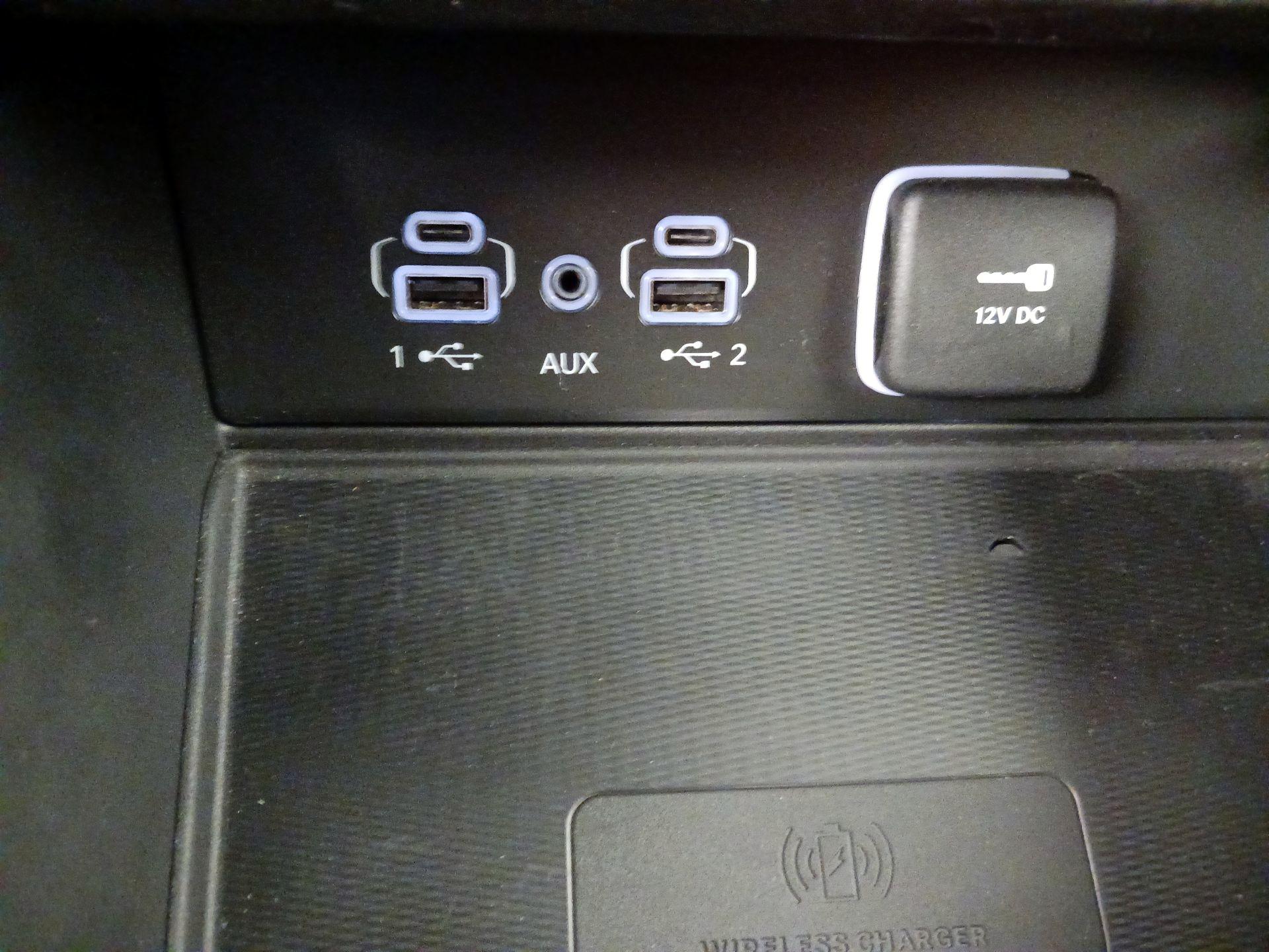 Thumbnail: 2023 Jeep Grand Cherokee - 18