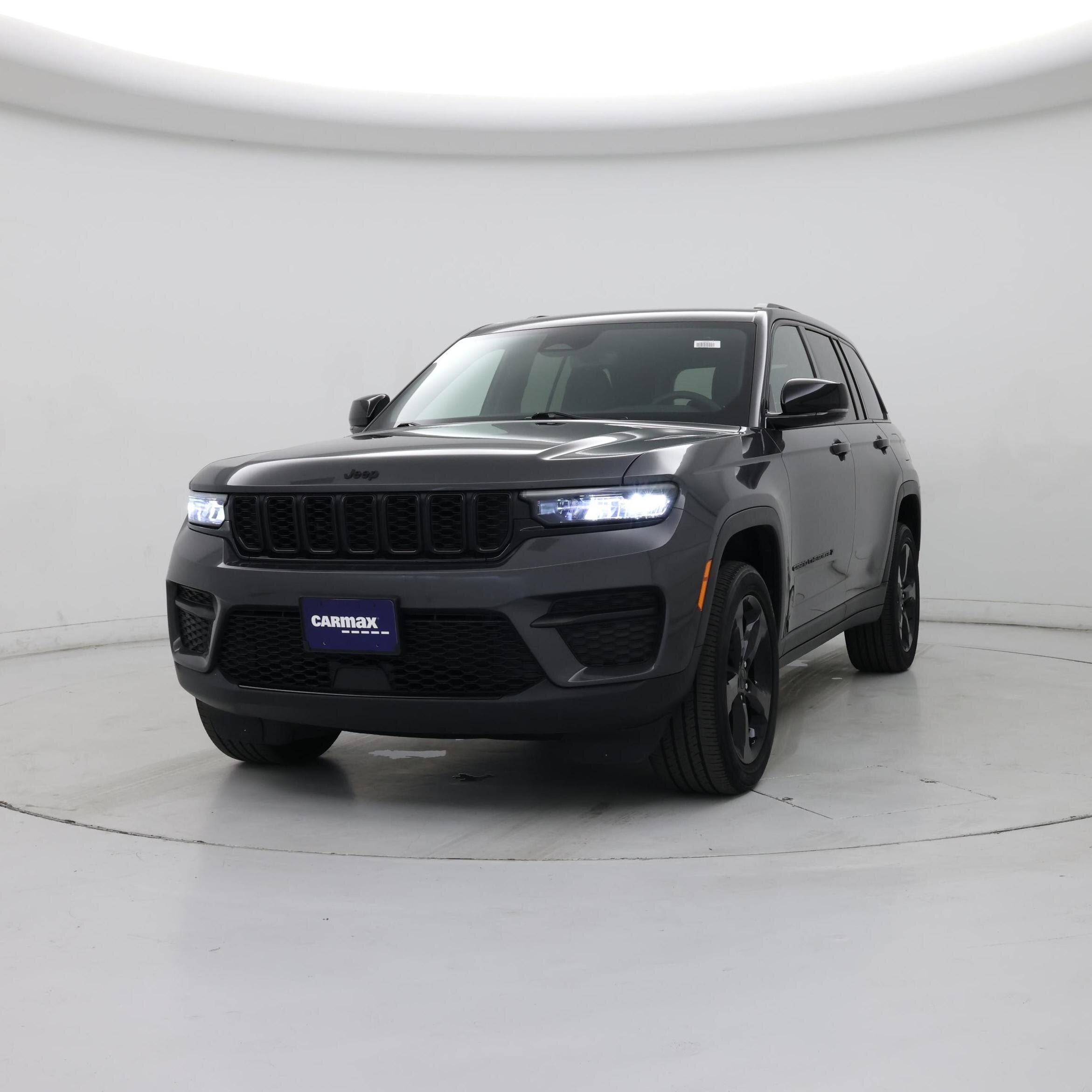 Thumbnail: 2023 Jeep Grand Cherokee - 4