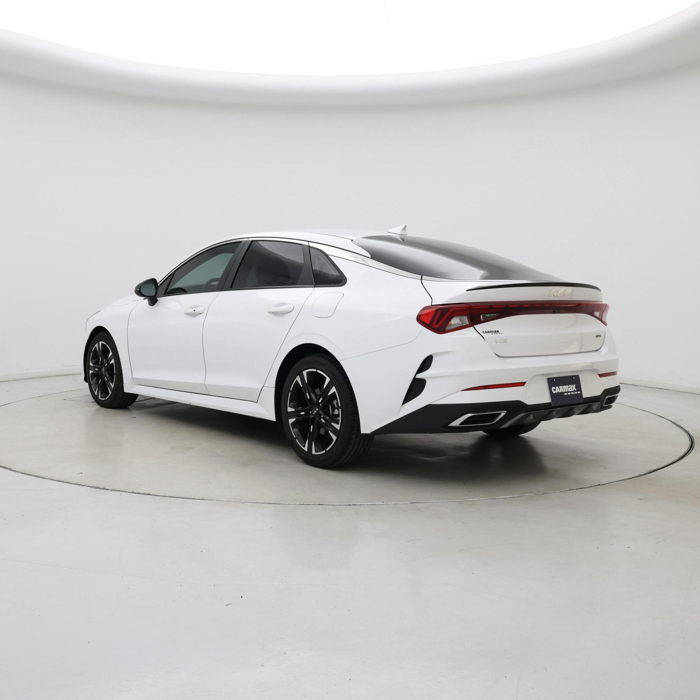 Thumbnail: 2023 Kia K5 - 2