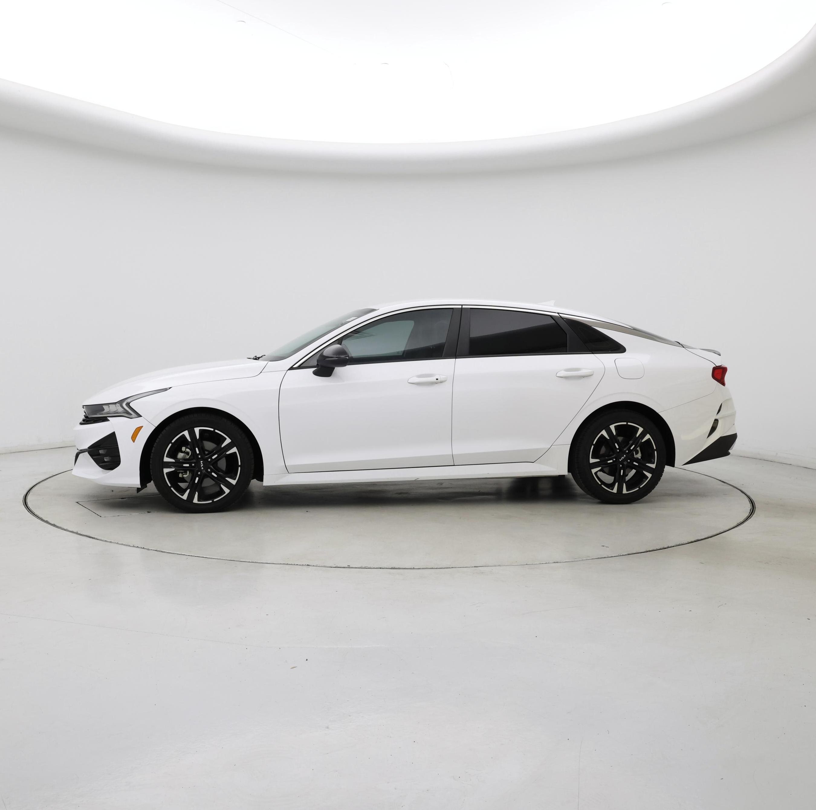 Thumbnail: 2023 Kia K5 - 3