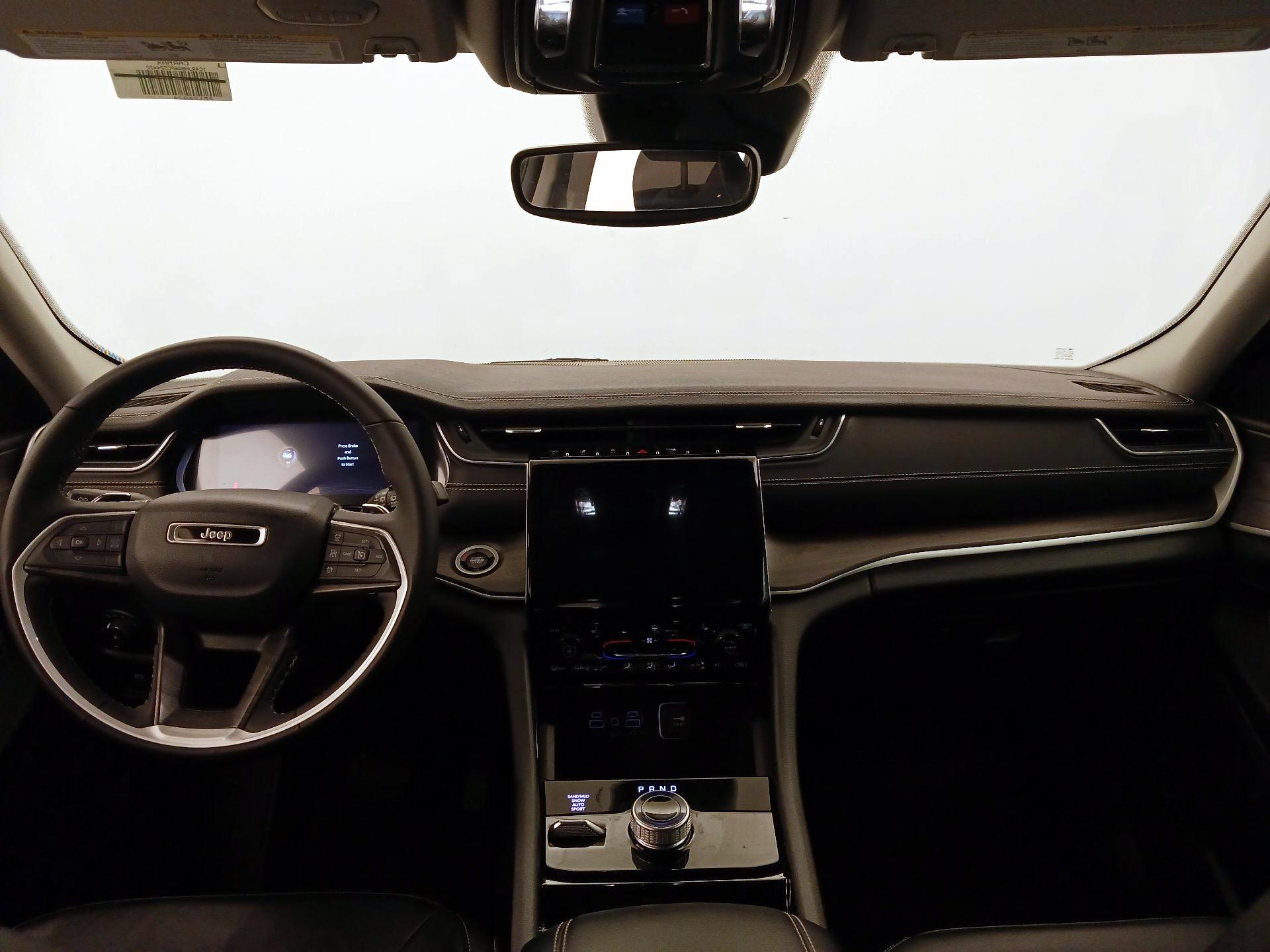 Thumbnail: 2023 Jeep Grand Cherokee - 9