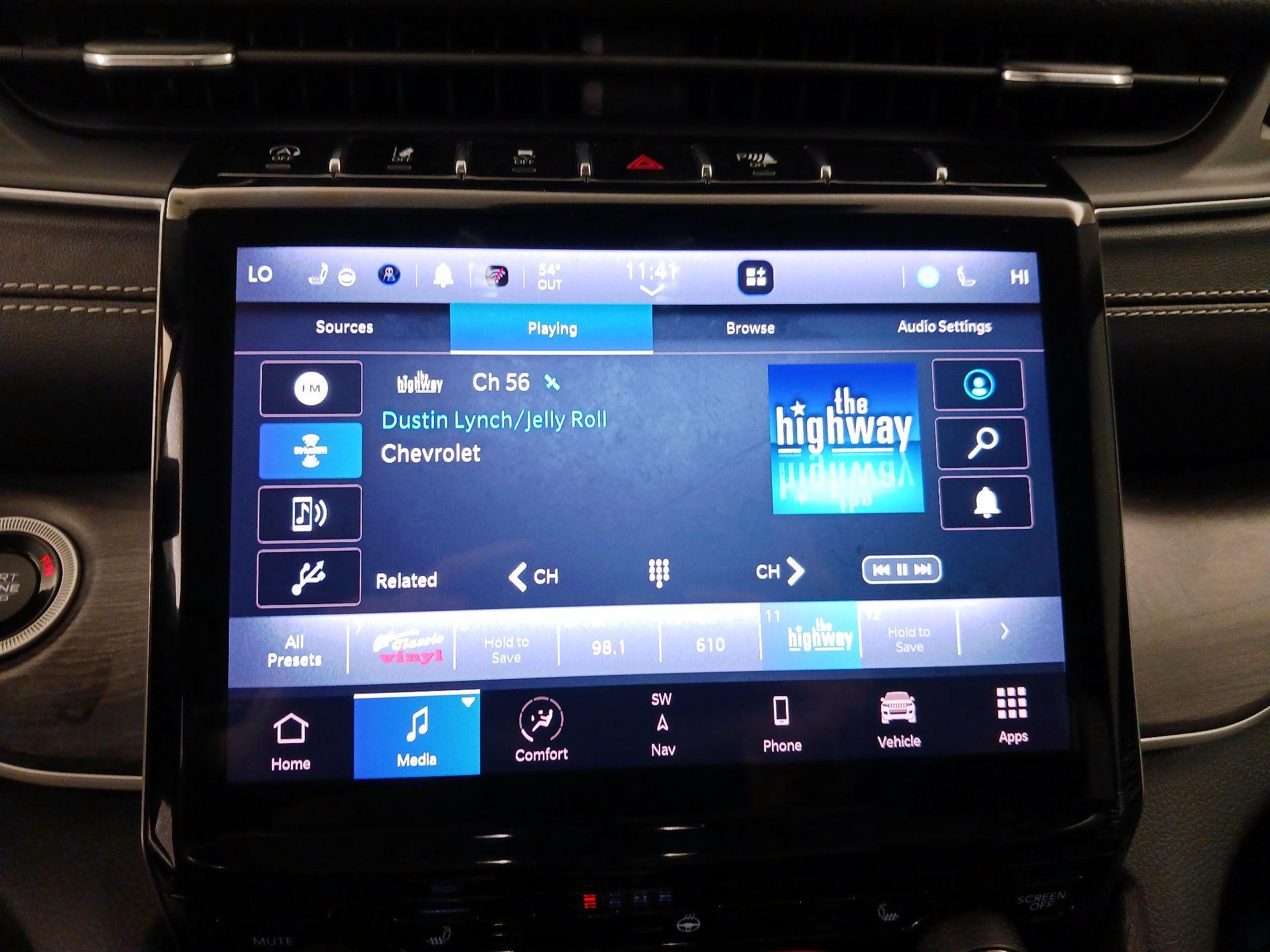 Thumbnail: 2023 Jeep Grand Cherokee - 16