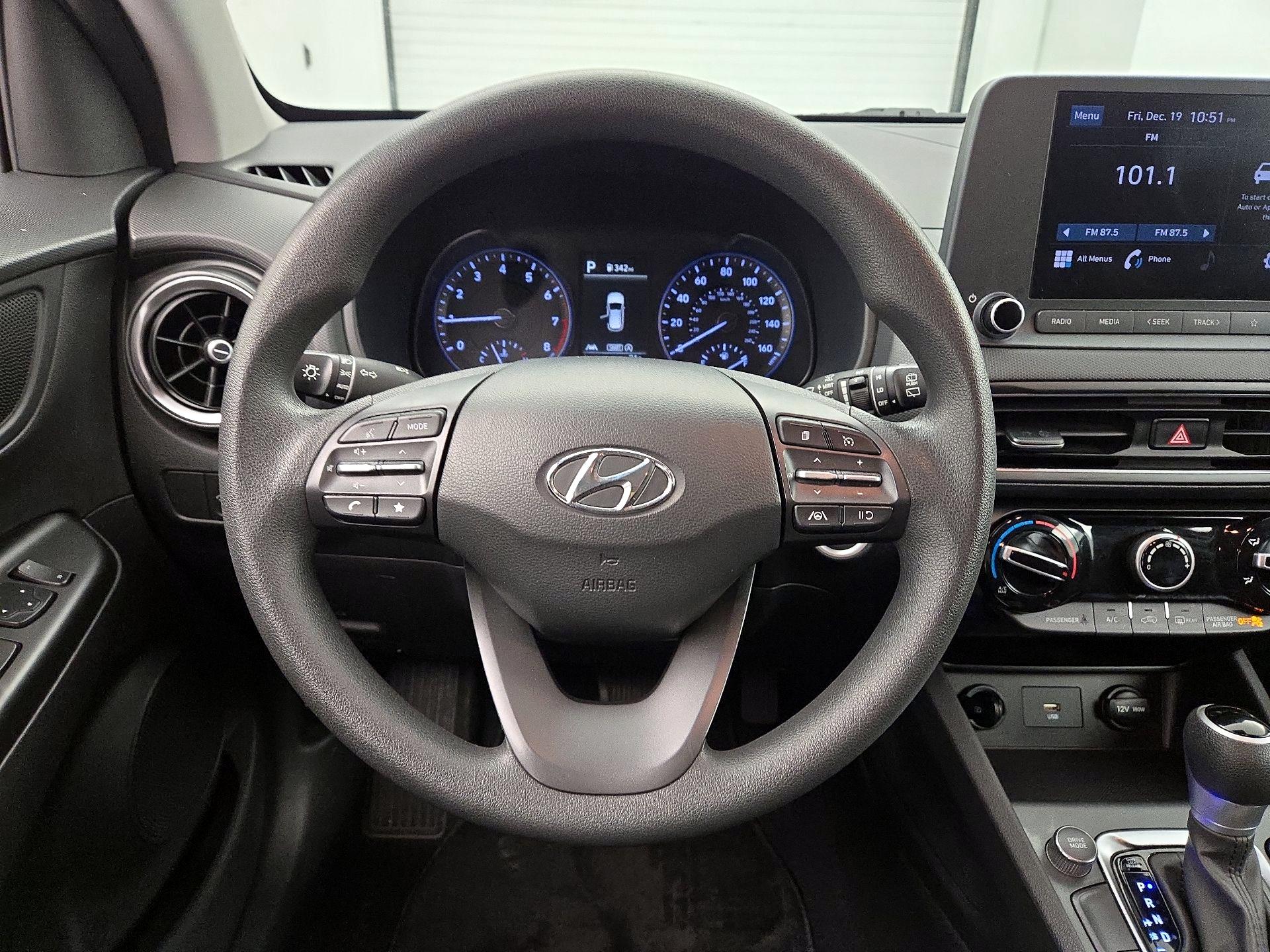 Thumbnail: 2022 Hyundai Kona - 10