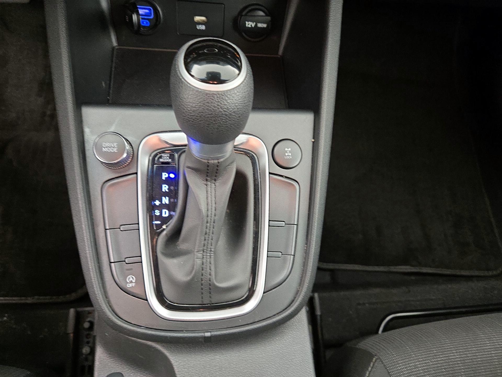 Thumbnail: 2022 Hyundai Kona - 17