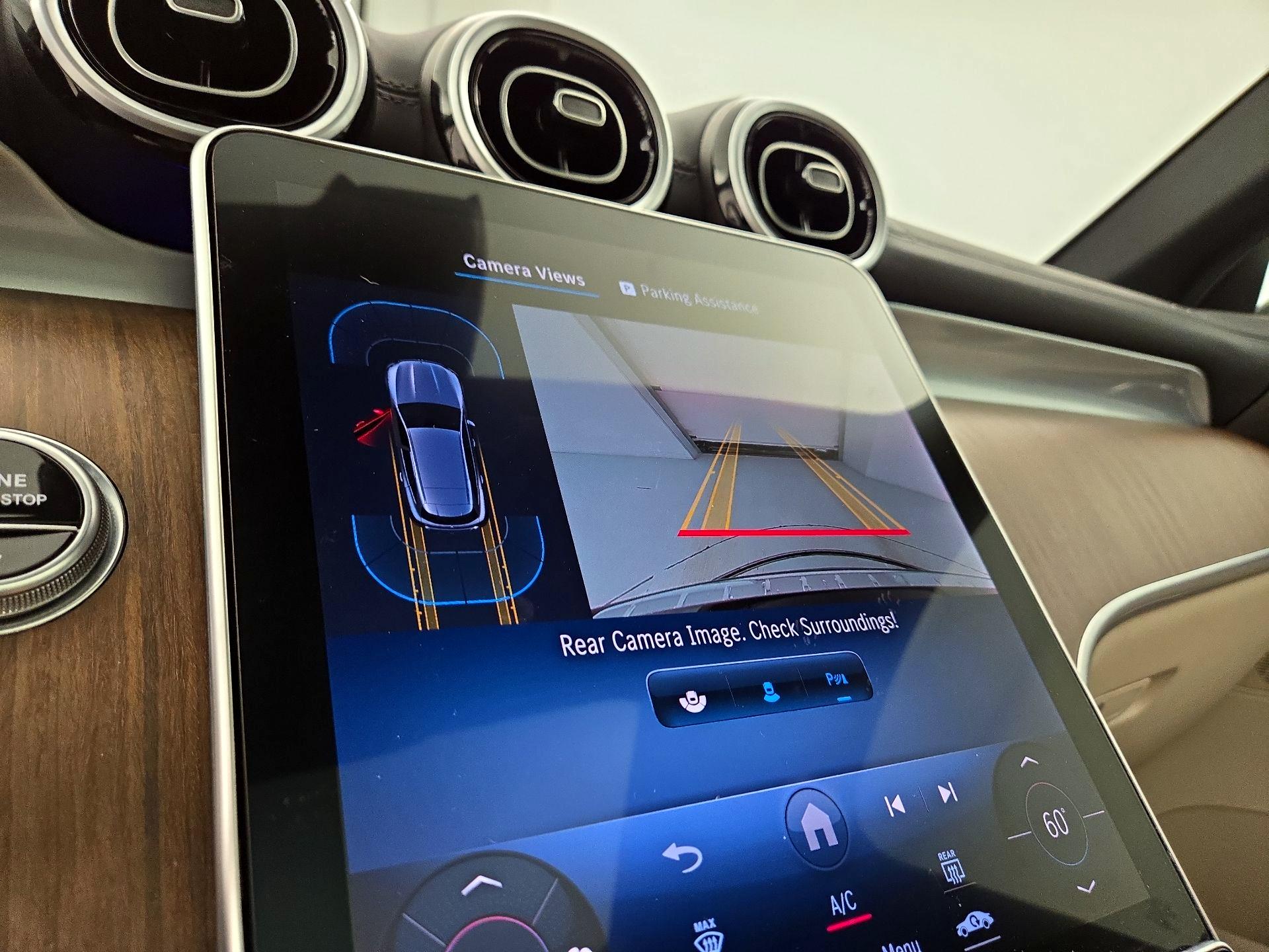 Thumbnail: 2024 Mercedes-Benz GLC - 14