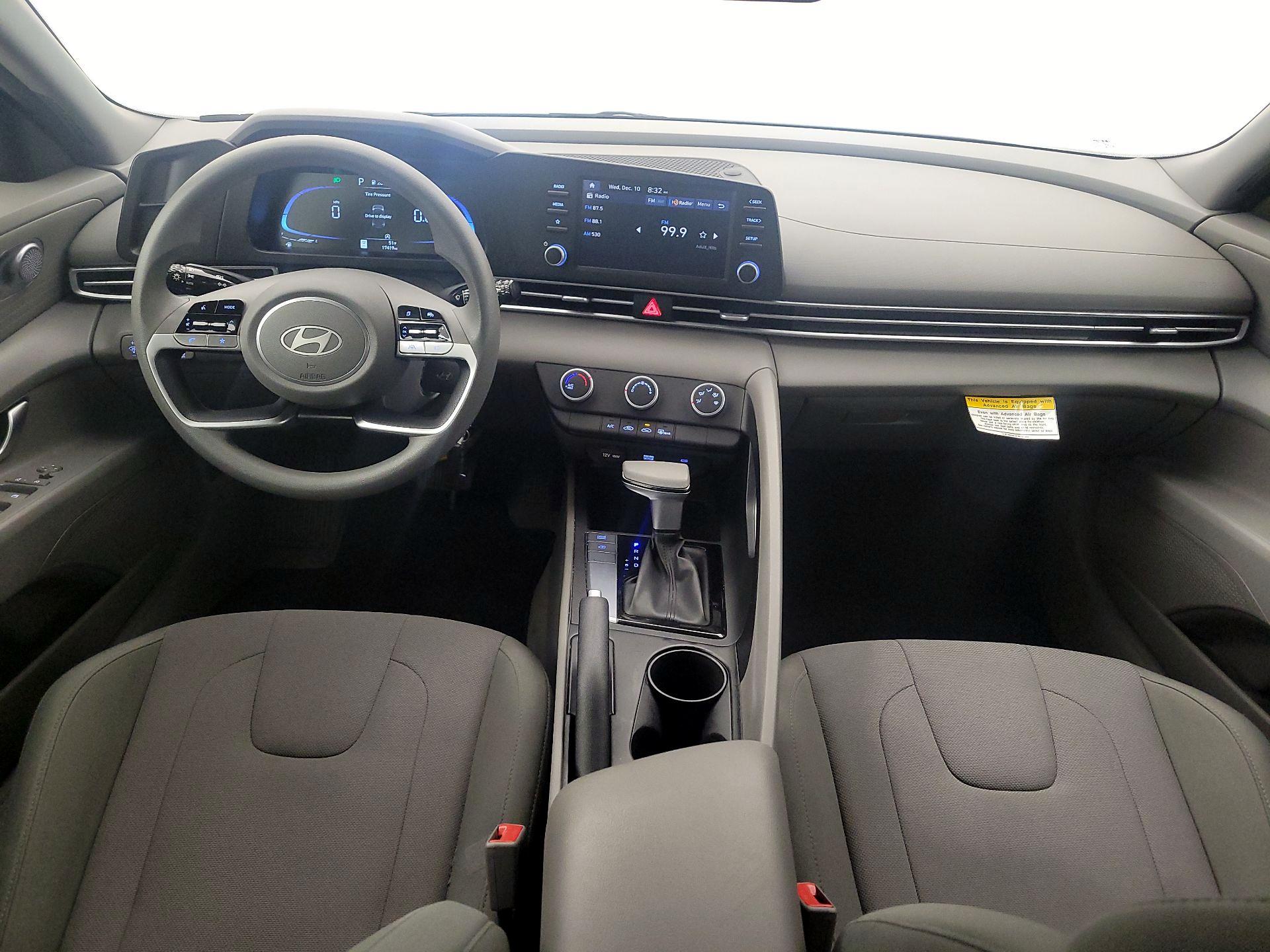 Thumbnail: 2025 Hyundai Elantra - 9