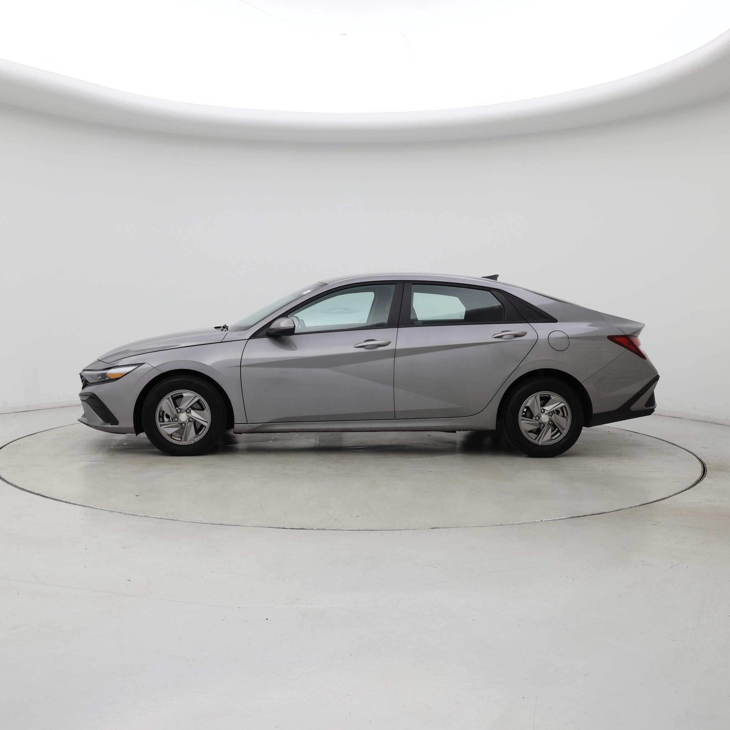 Thumbnail: 2025 Hyundai Elantra - 3