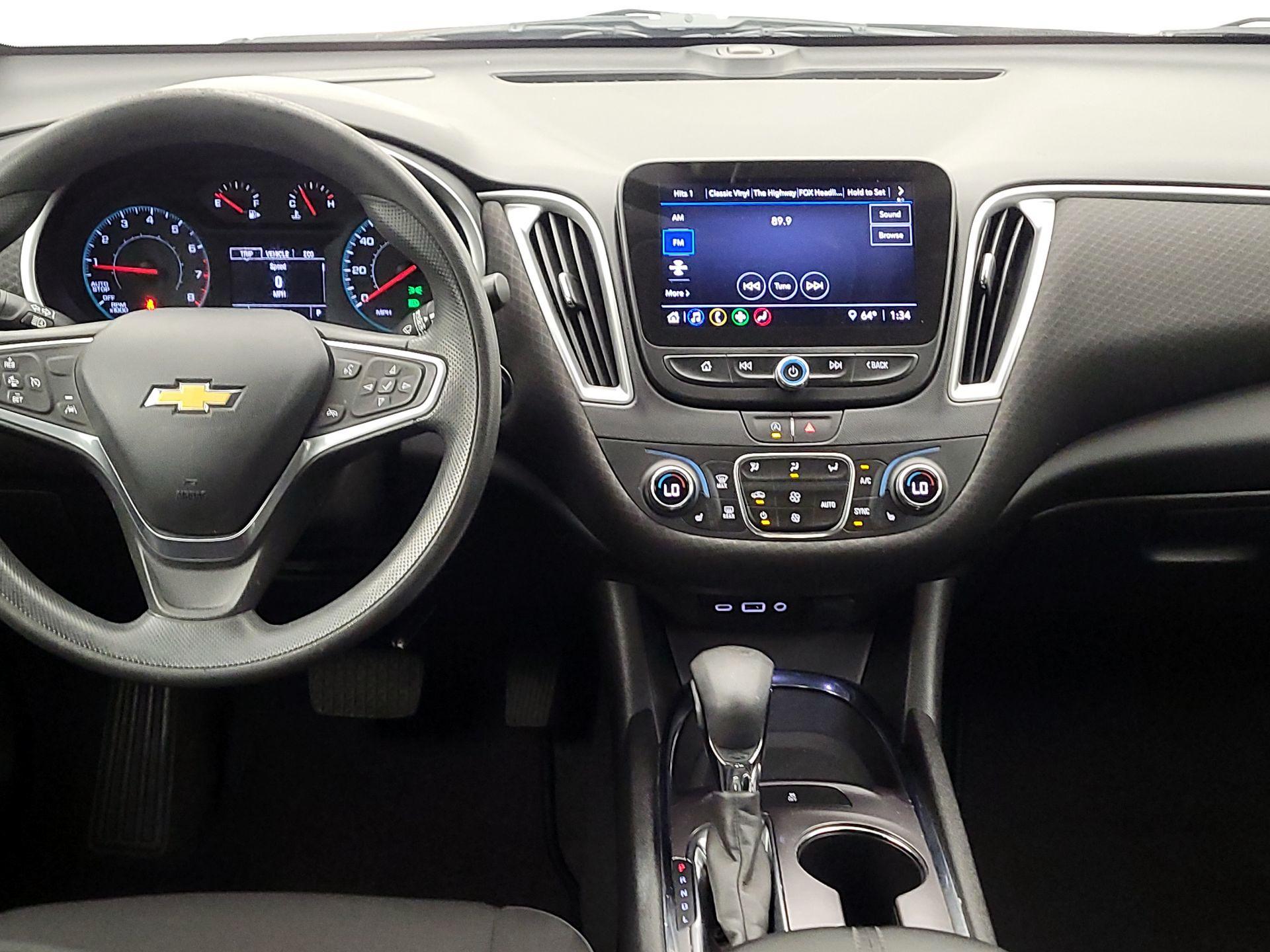 Thumbnail: 2023 Chevrolet Malibu - 9