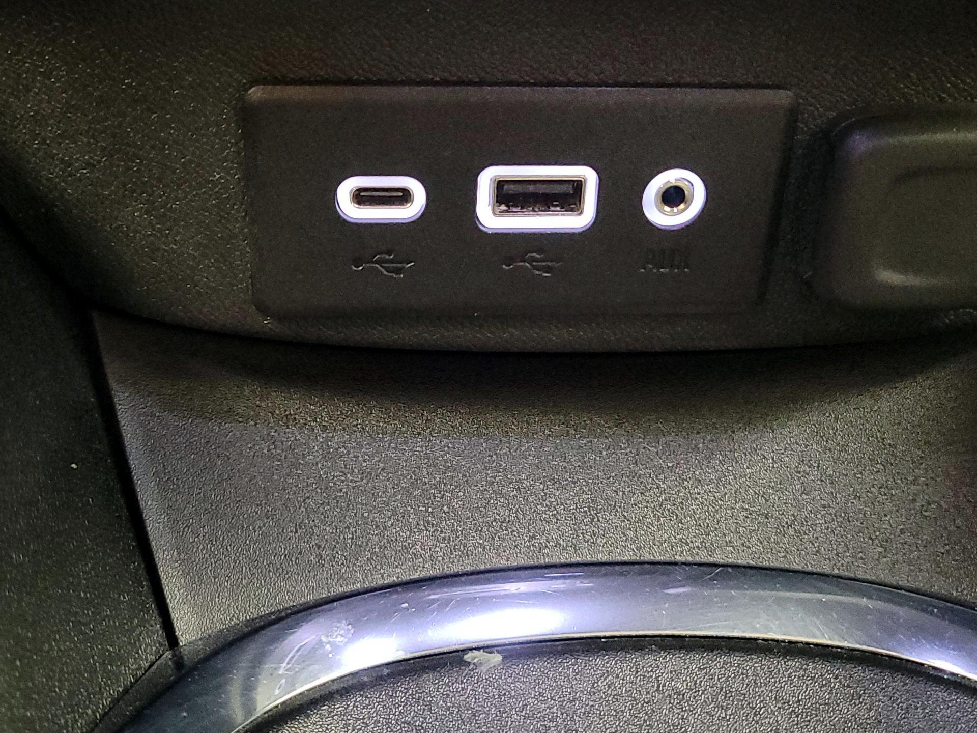 Thumbnail: 2023 Chevrolet Malibu - 18