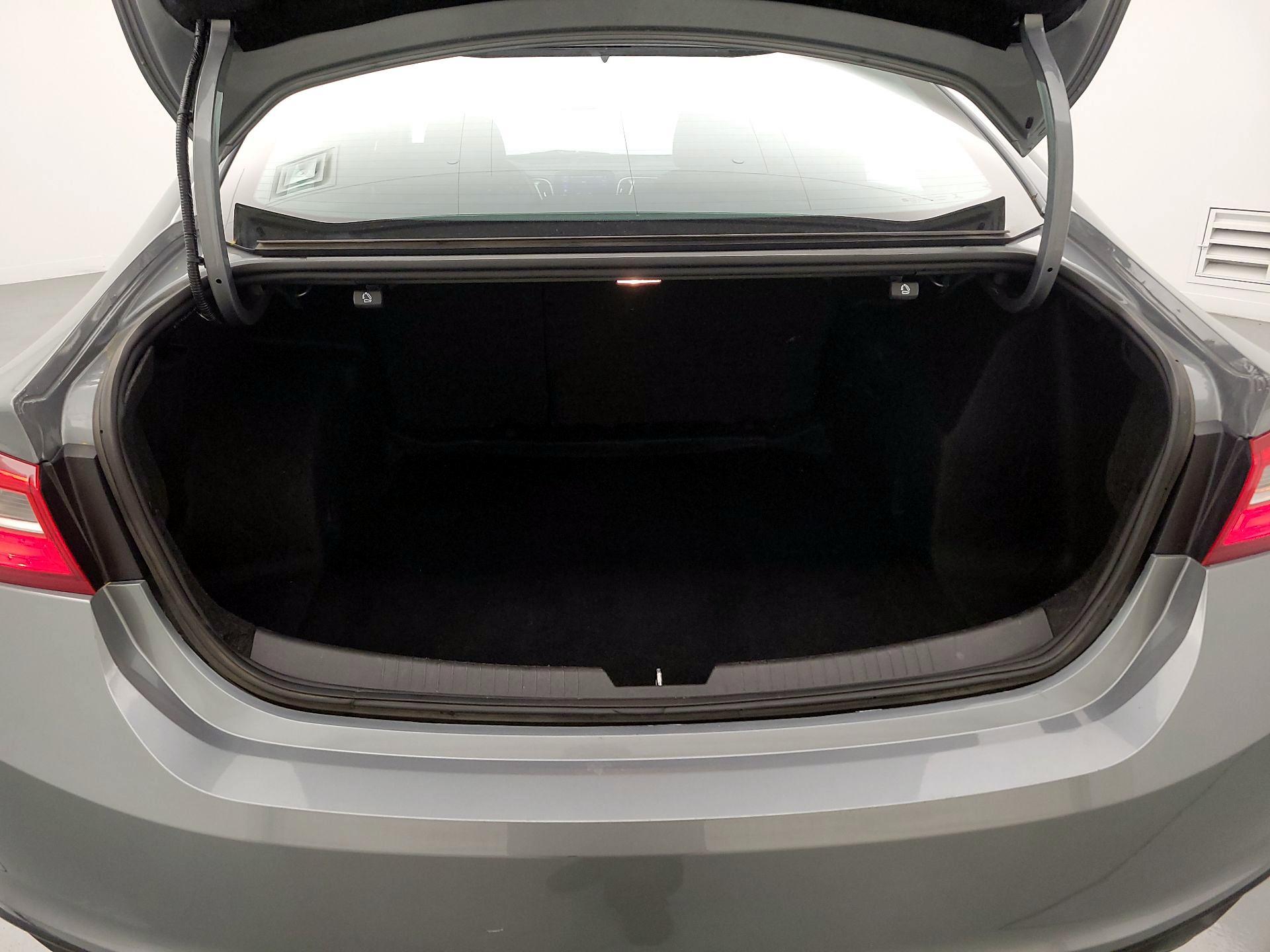 Thumbnail: 2023 Chevrolet Malibu - 20