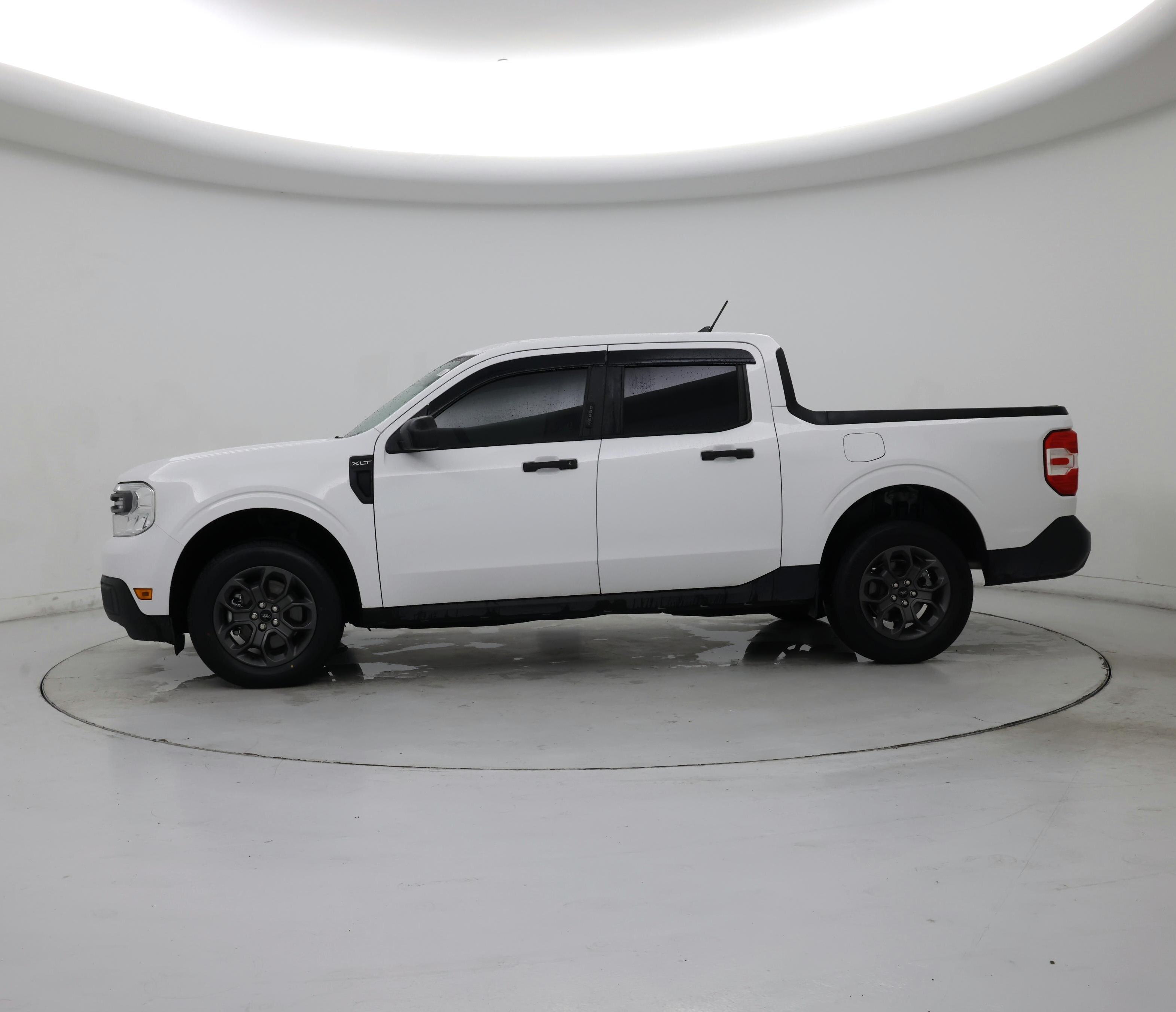 Thumbnail: 2022 Ford Maverick - 3