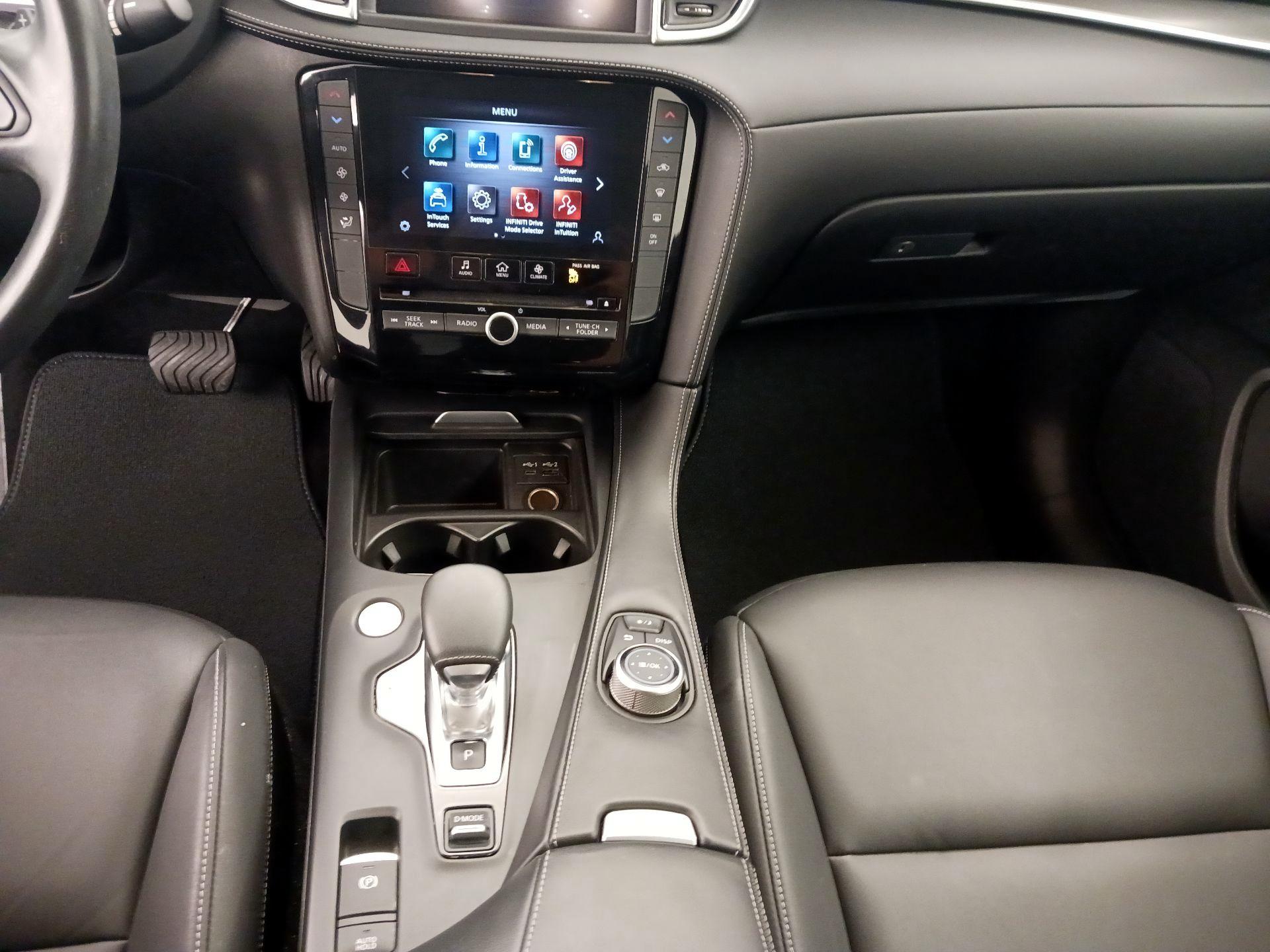 Thumbnail: 2021 INFINITI QX50 - 17