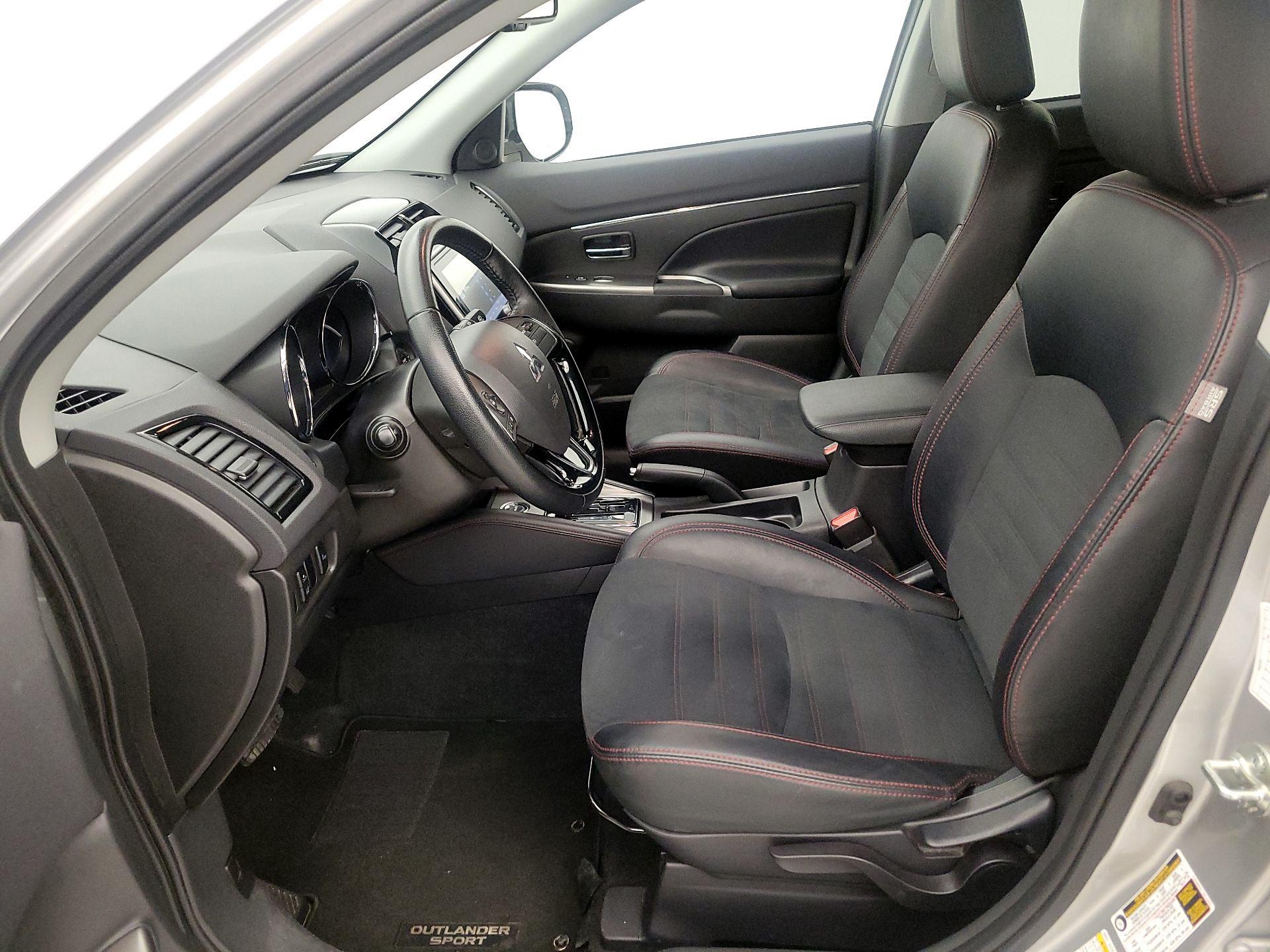 Thumbnail: 2024 Mitsubishi Outlander Sport - 11