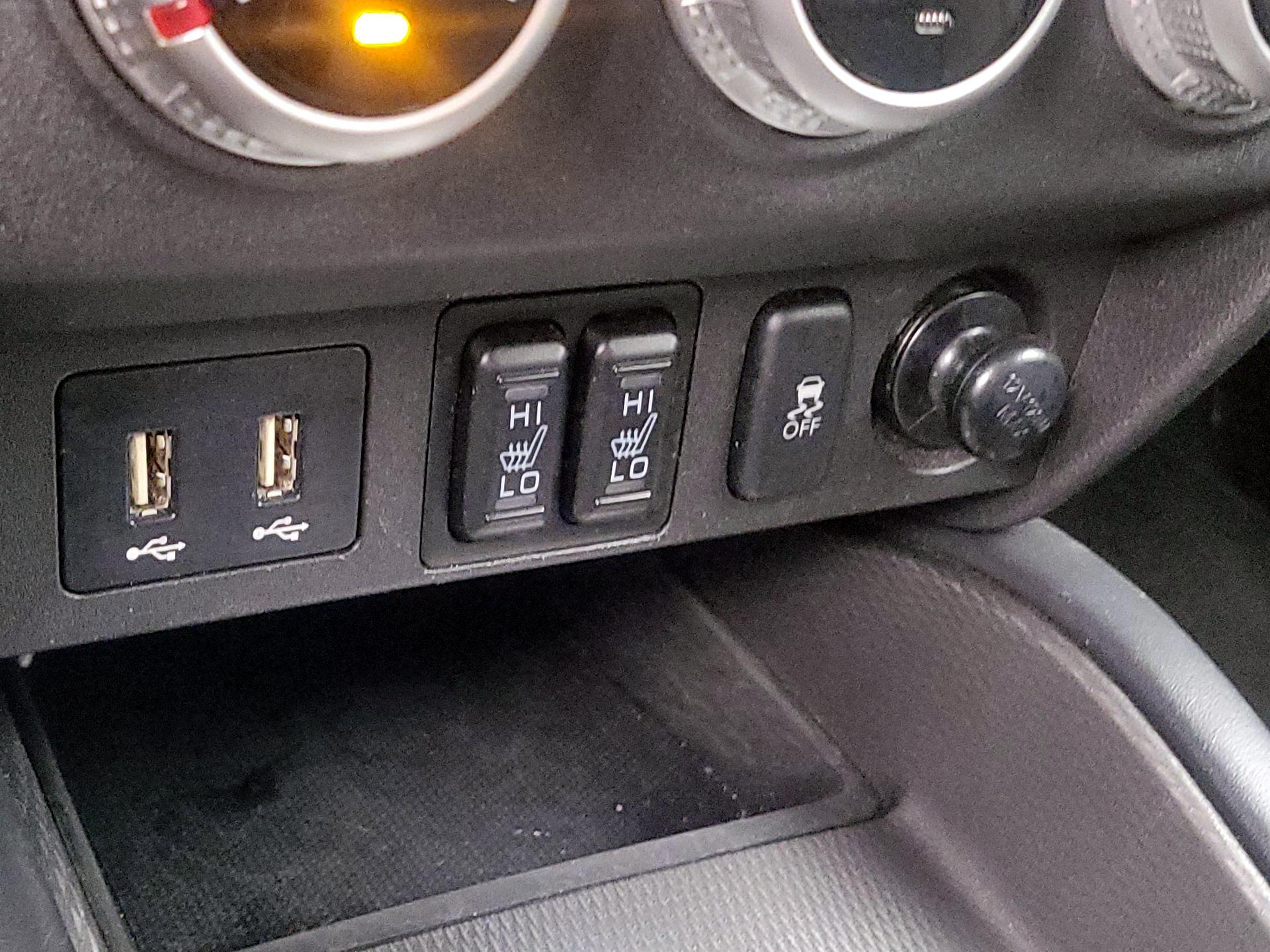 Thumbnail: 2024 Mitsubishi Outlander Sport - 18