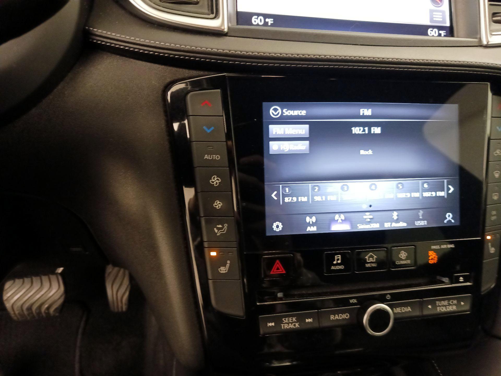 Thumbnail: 2020 INFINITI QX50 - 17