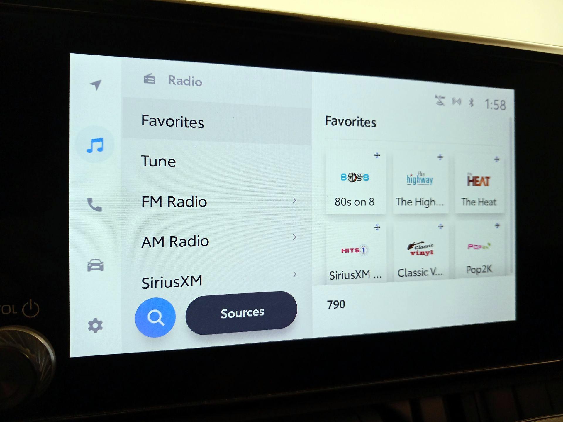 Thumbnail: 2023 Toyota RAV4 - 16