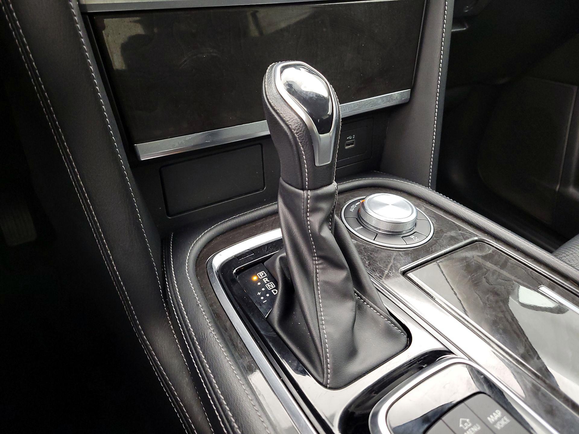 Thumbnail: 2024 INFINITI QX80 - 18