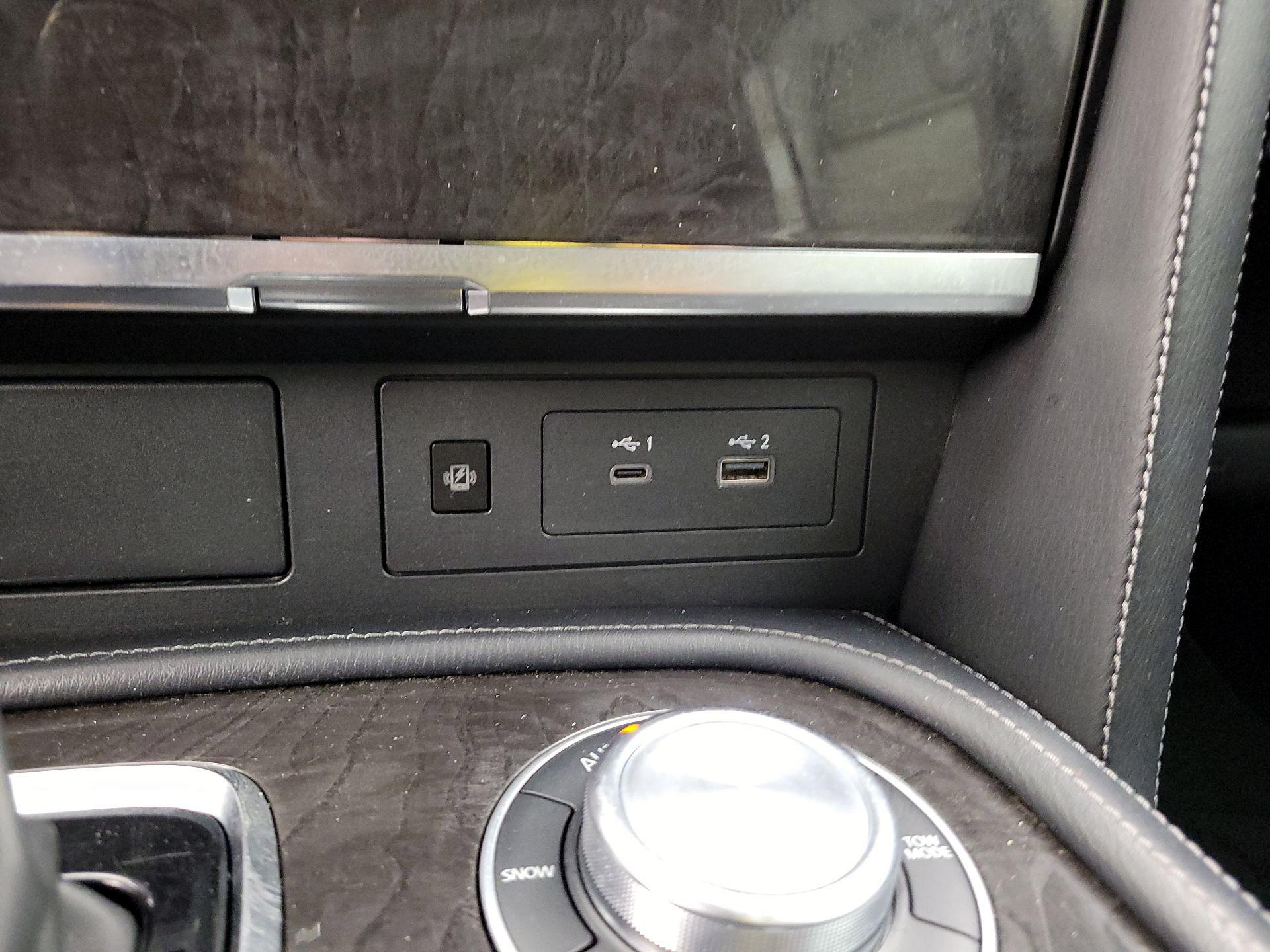 Thumbnail: 2024 INFINITI QX80 - 19